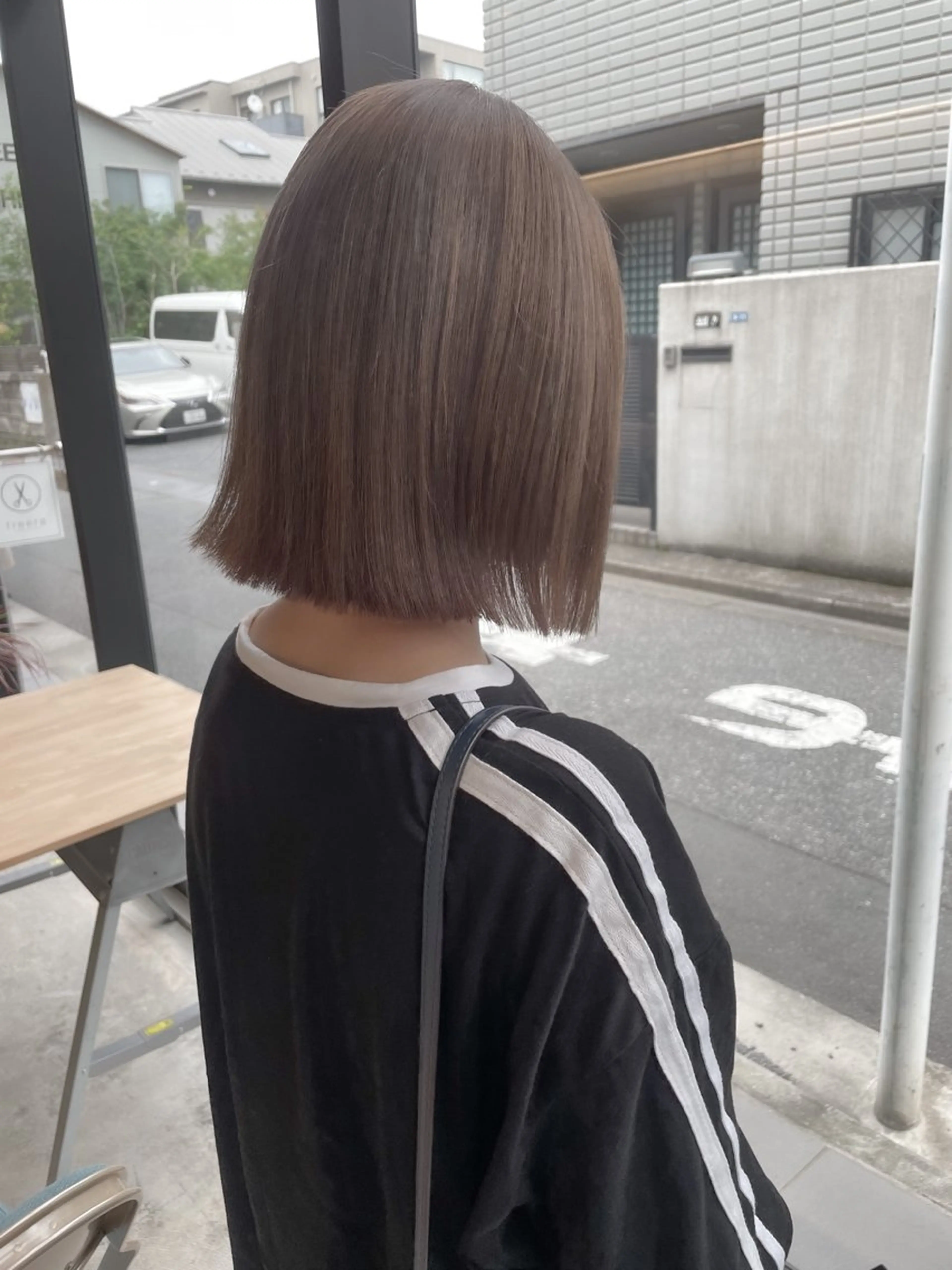 ショート カラー ヘアアレンジ ミニボブ/ブリーチ 🌈MISATOのヘアスタイル