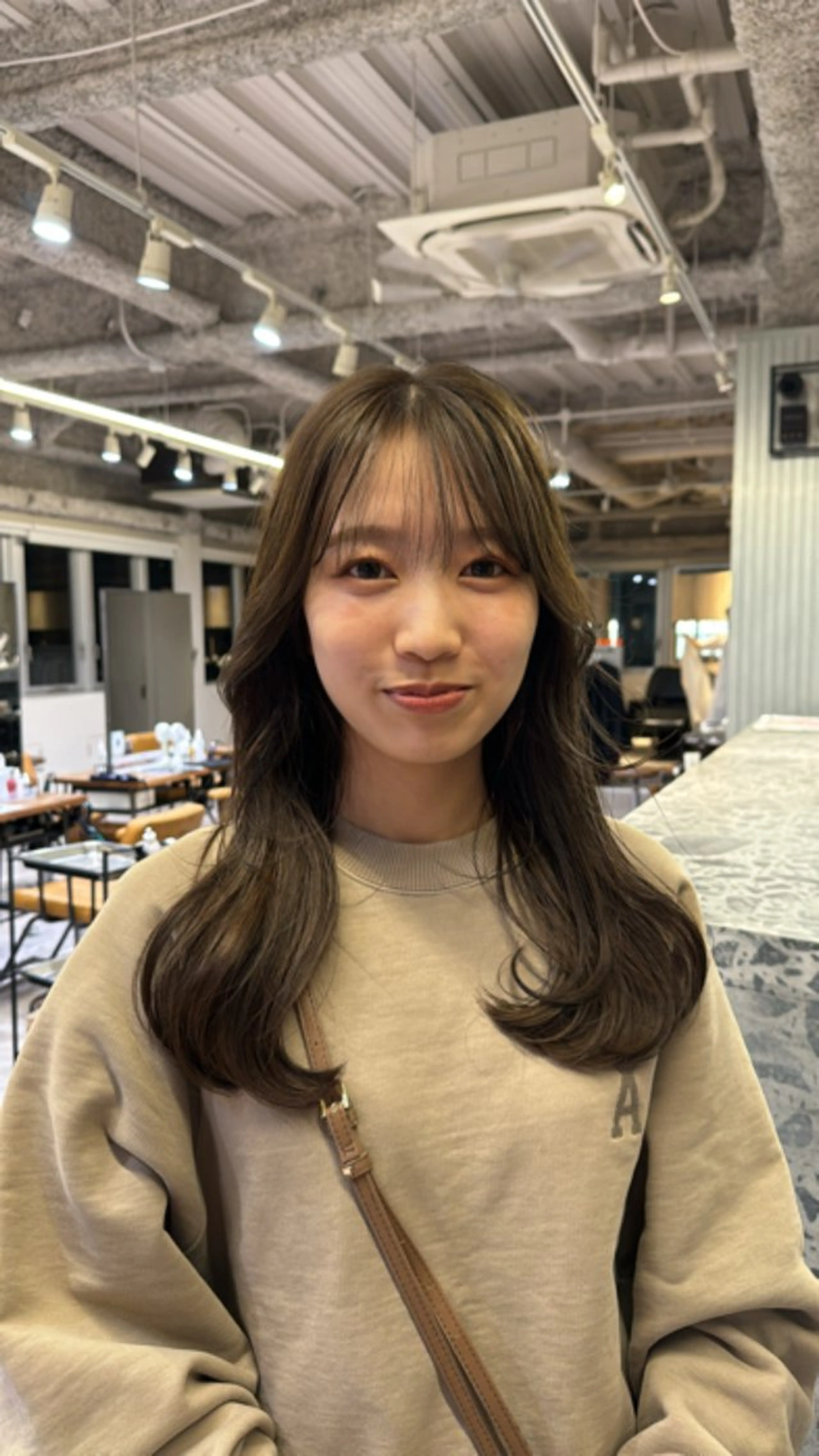 カット+ケアカラー+クイックトリートメントの写真