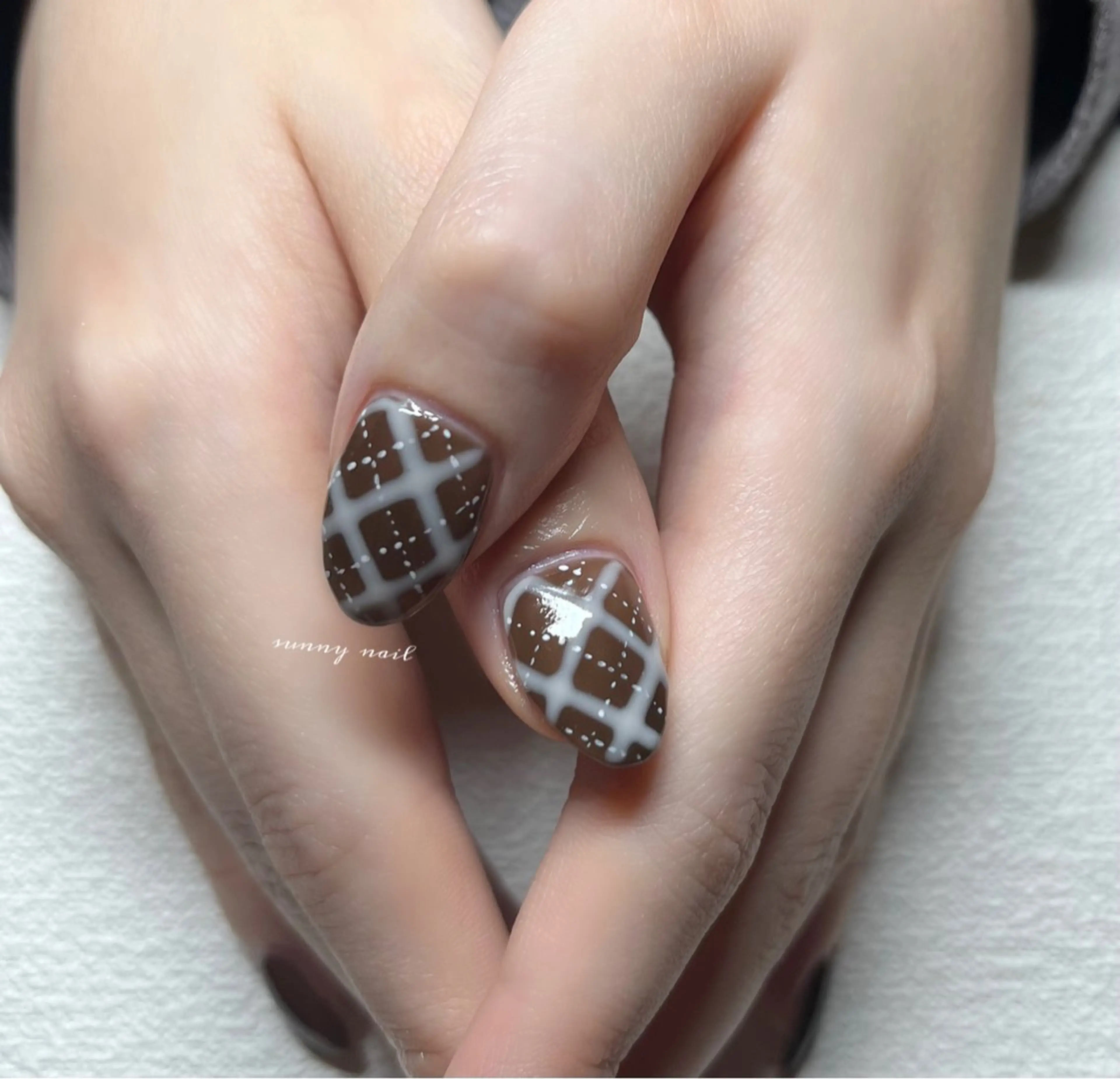 ネイル ブラウン ジェルネイル パラジェル リボン バレンタイン sunny nailのネイルデザイン