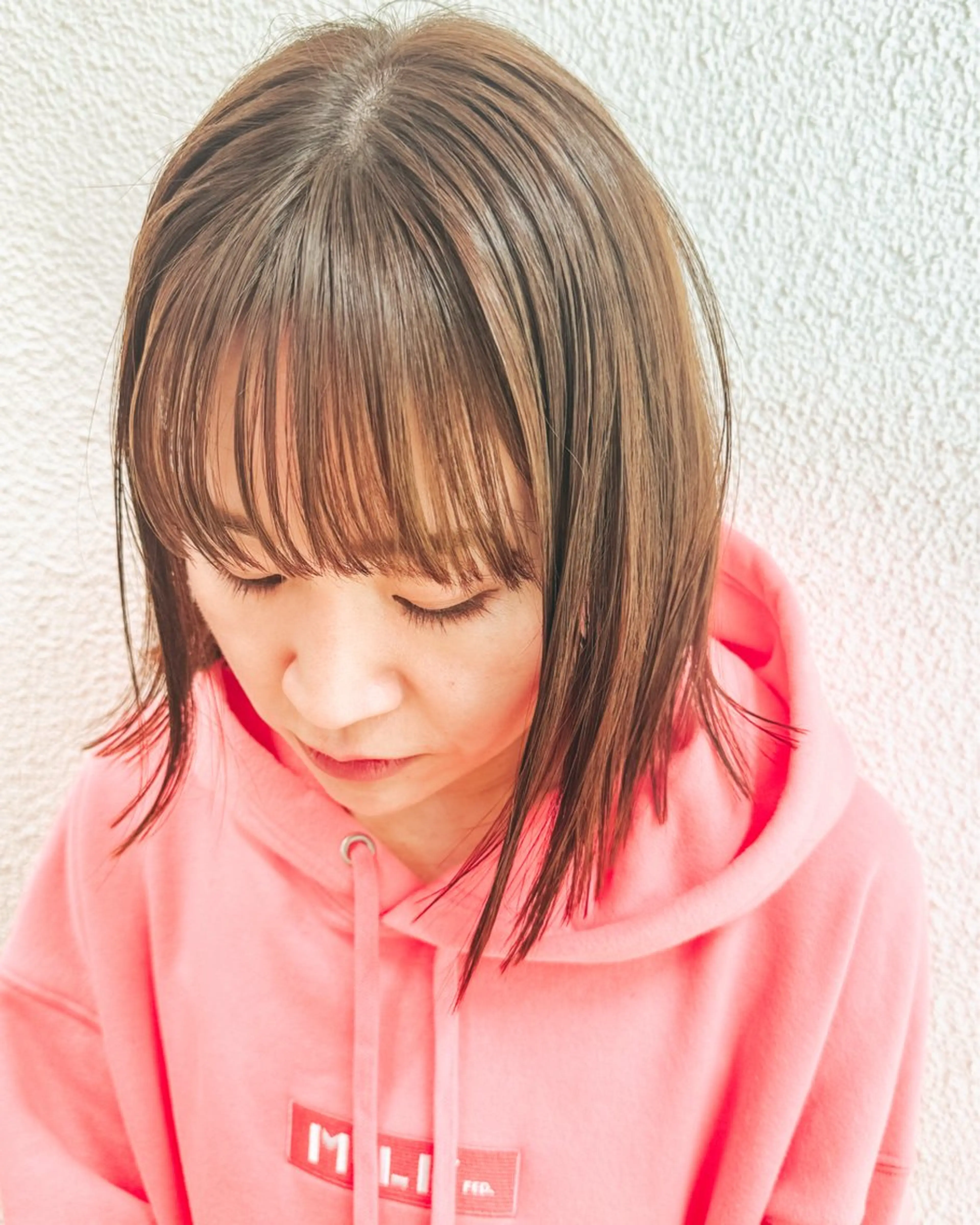 ミディアム カラー ブリーチ ハイトーンカラー カット ヘアカラー トリートメント ウエモト タク ショート/レイヤーのヘアスタイル