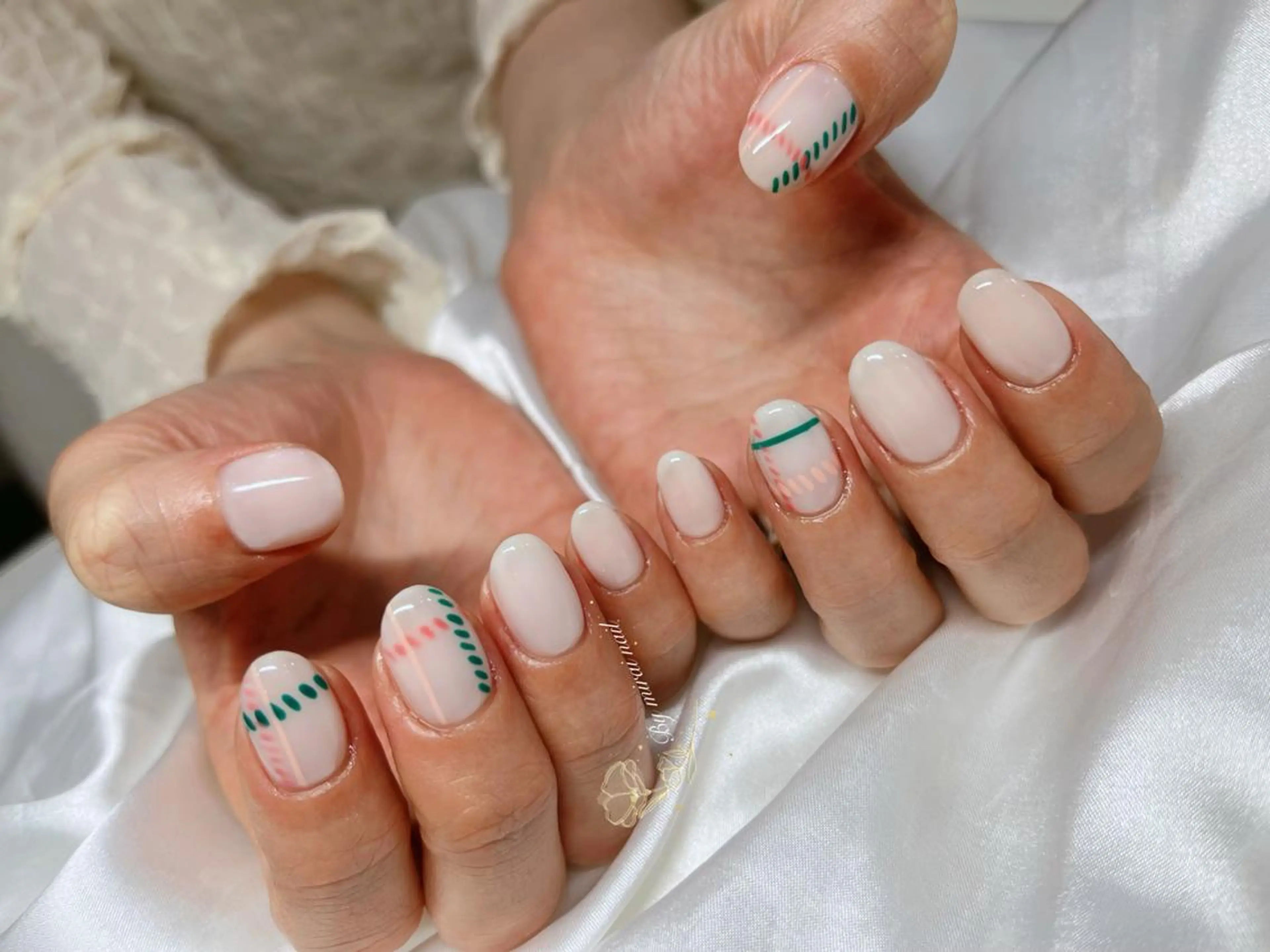 ネイル ネイルサロン 9Carats神田のネイルデザイン