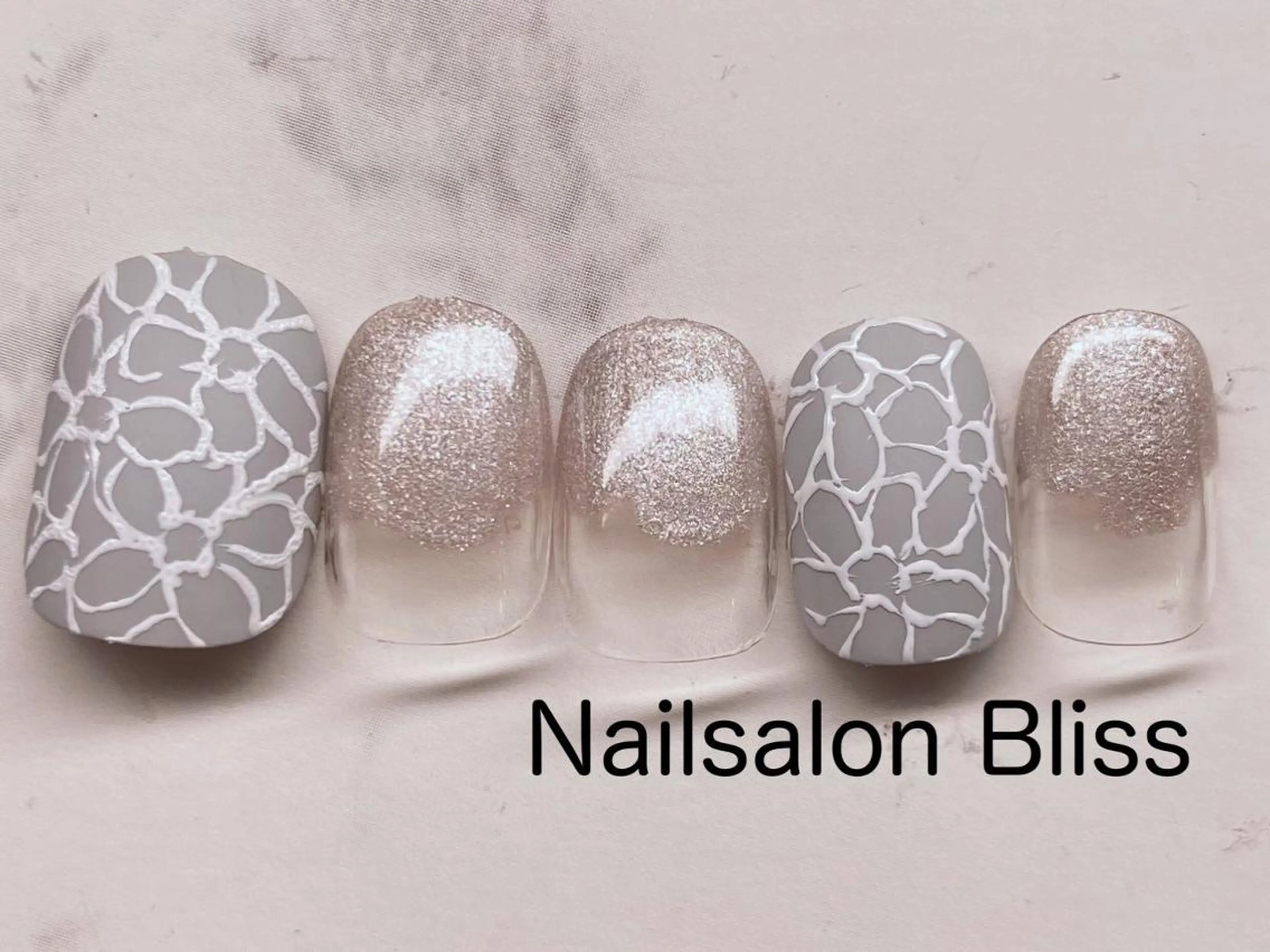 ネイル Bliss れみのネイルデザイン