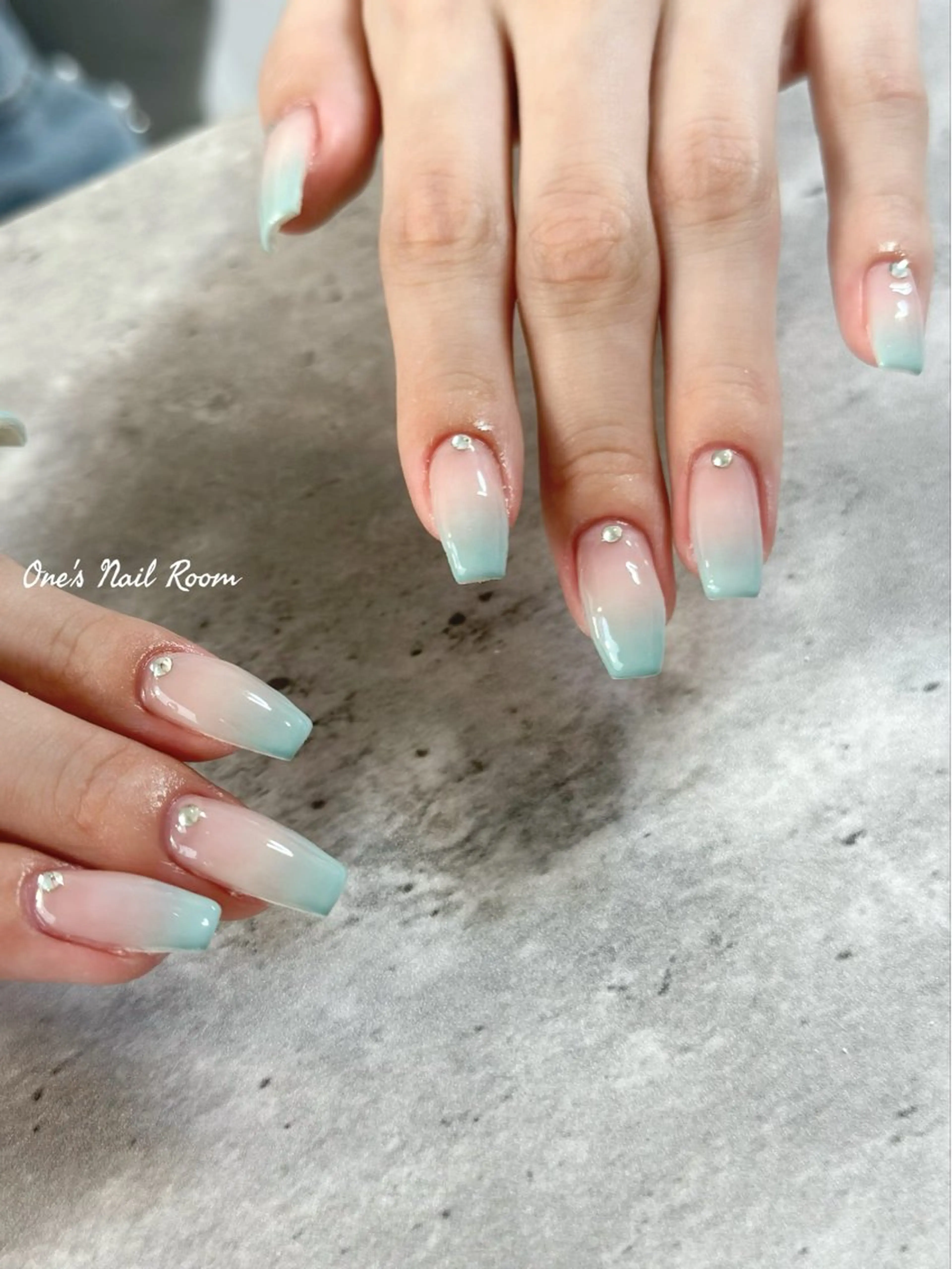 ネイル ハンドネイル One's Nail Roomのネイルデザイン