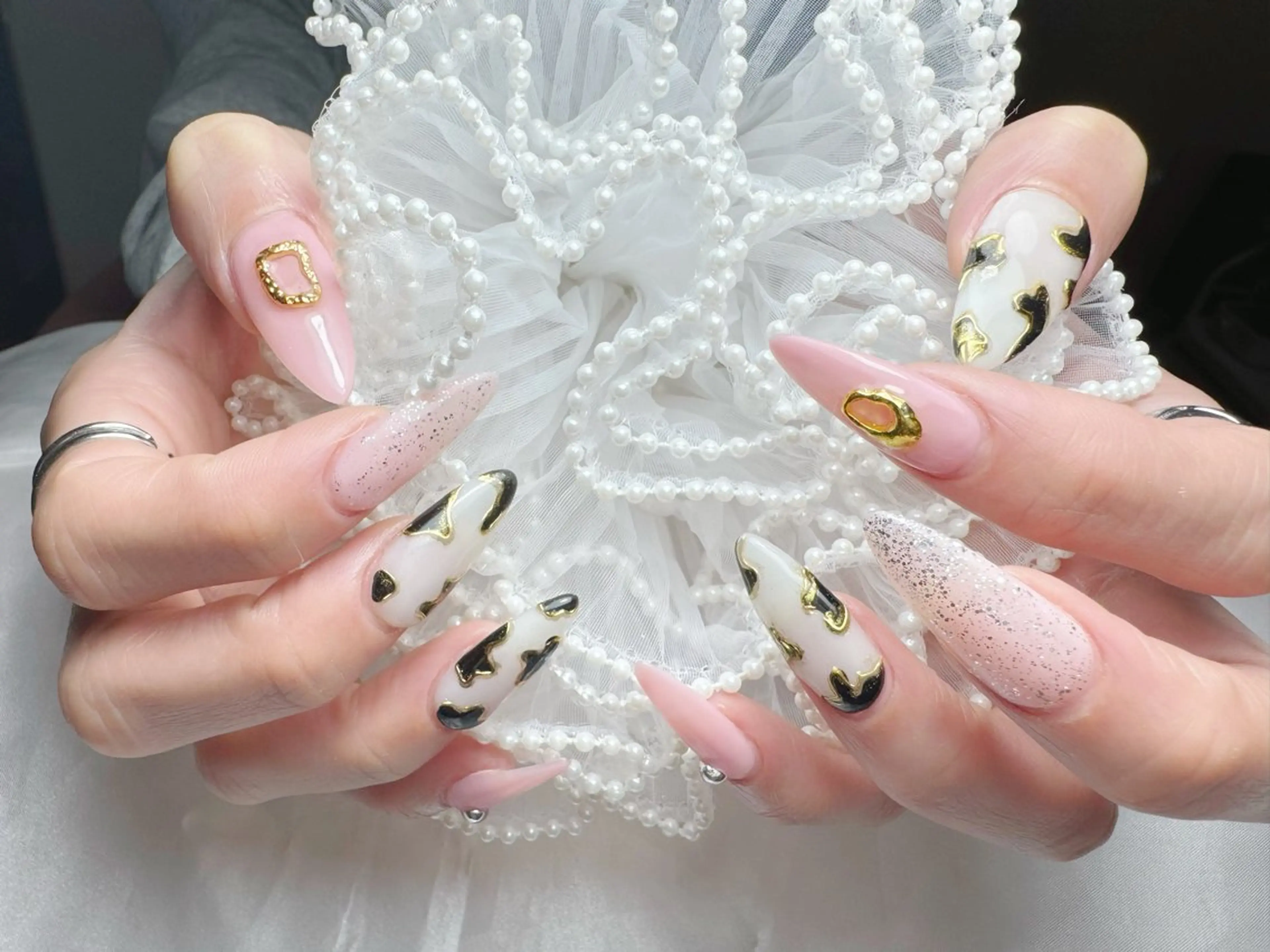 ネイル ハンドネイル ビューティーサロン　フラワーズ所属・ビューティーサロン フラワーズ　ヒのネイルデザイン