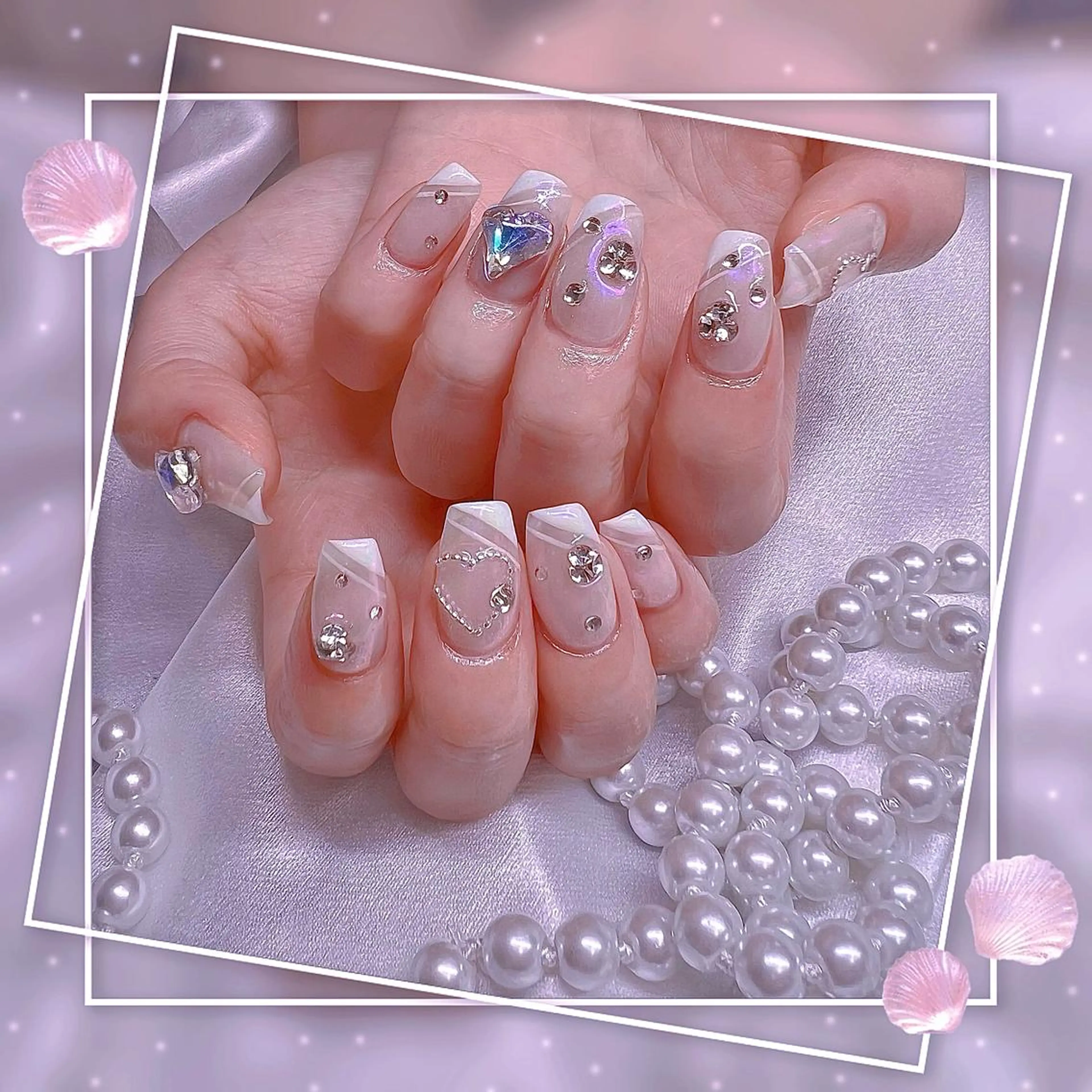 ネイル フレンチネイル キラキラネイル 韓国ネイル マグネットネイル マグネットフレンチ ハンドネイル ハンドケア Chill Nailsalonのネイルデザイン
