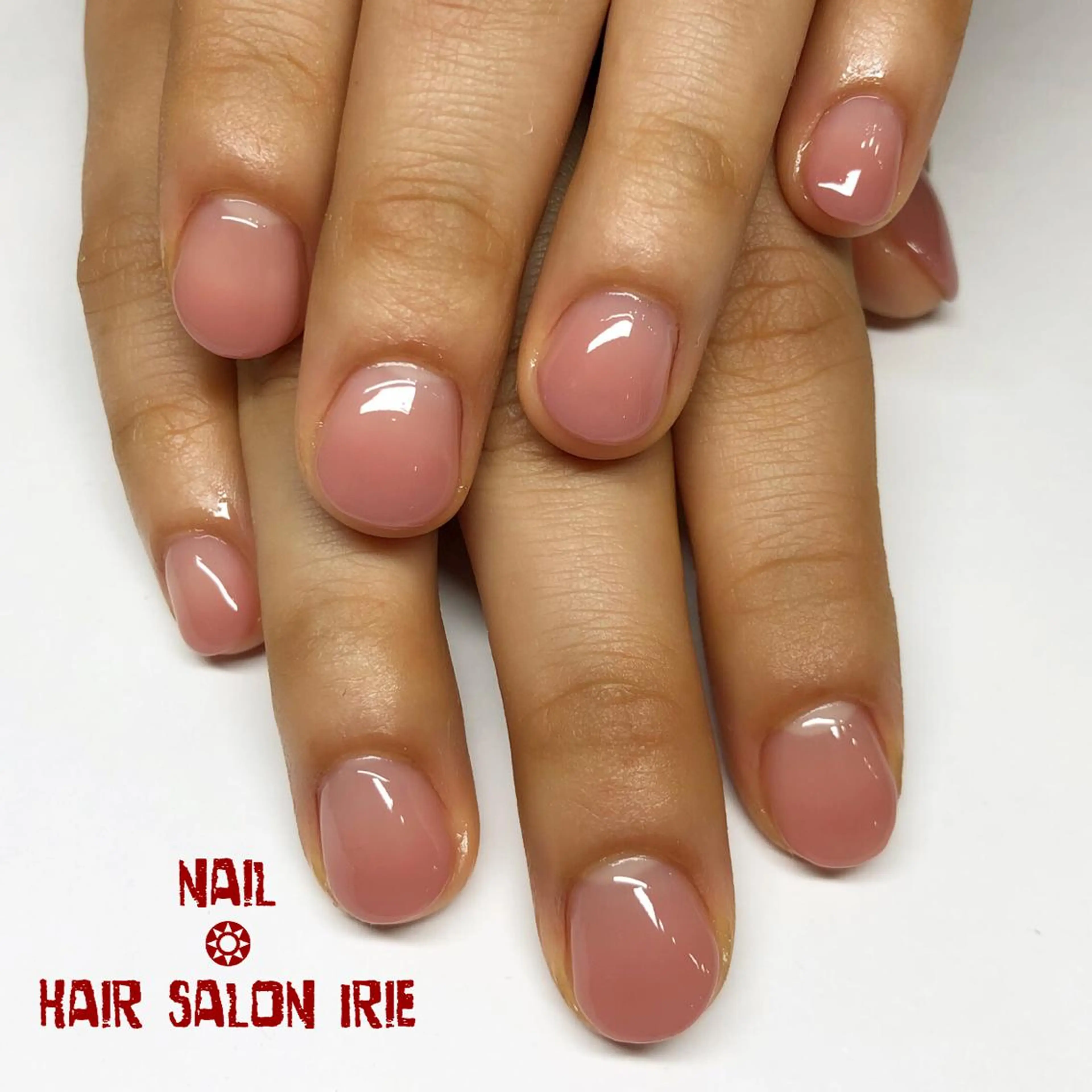 ネイル Hair salon Irie所属・與儀 知佳のネイルデザイン