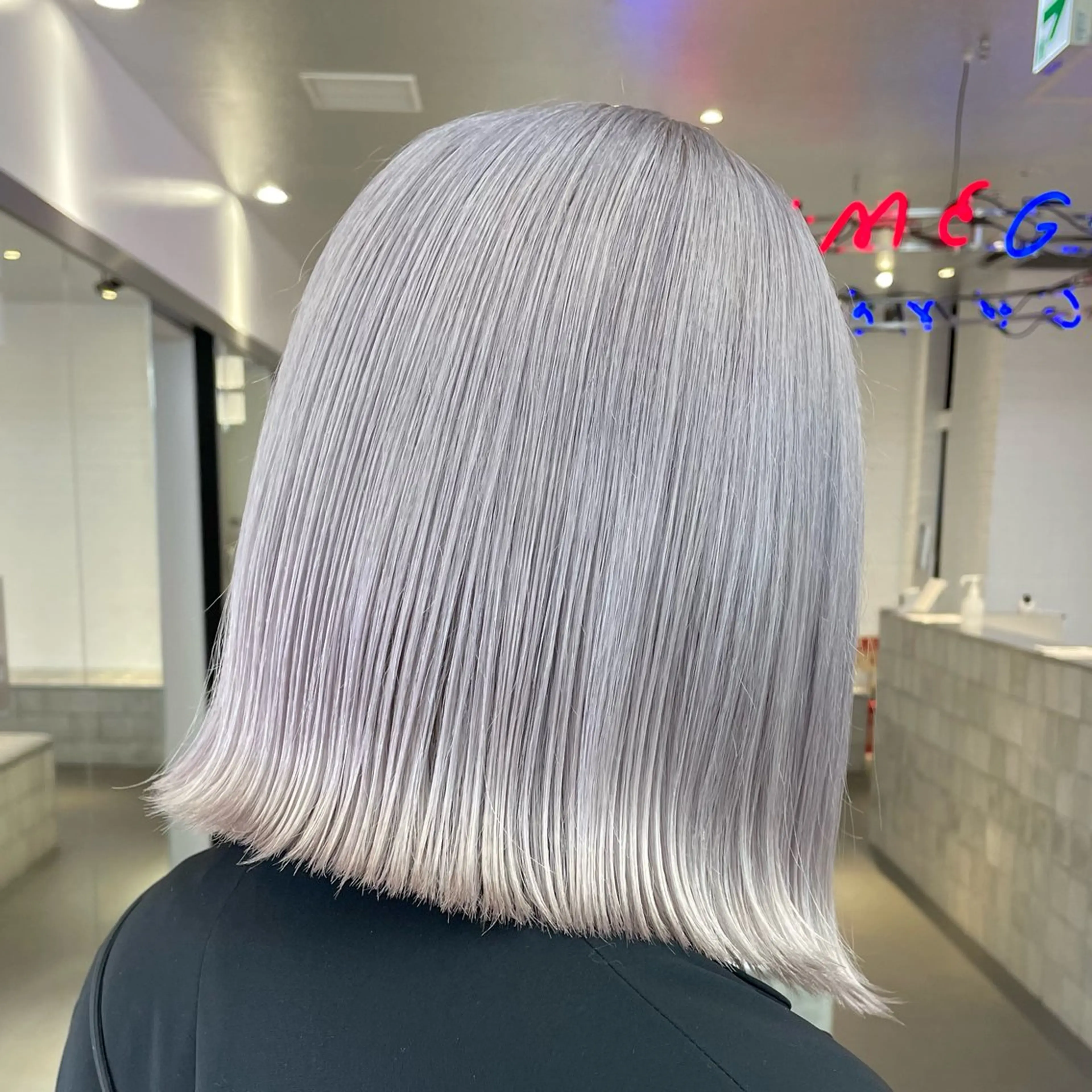 ✨💚当日限定💚✨ブリーチ＋カラー+トリートメント(1回ブリーチ込)の写真