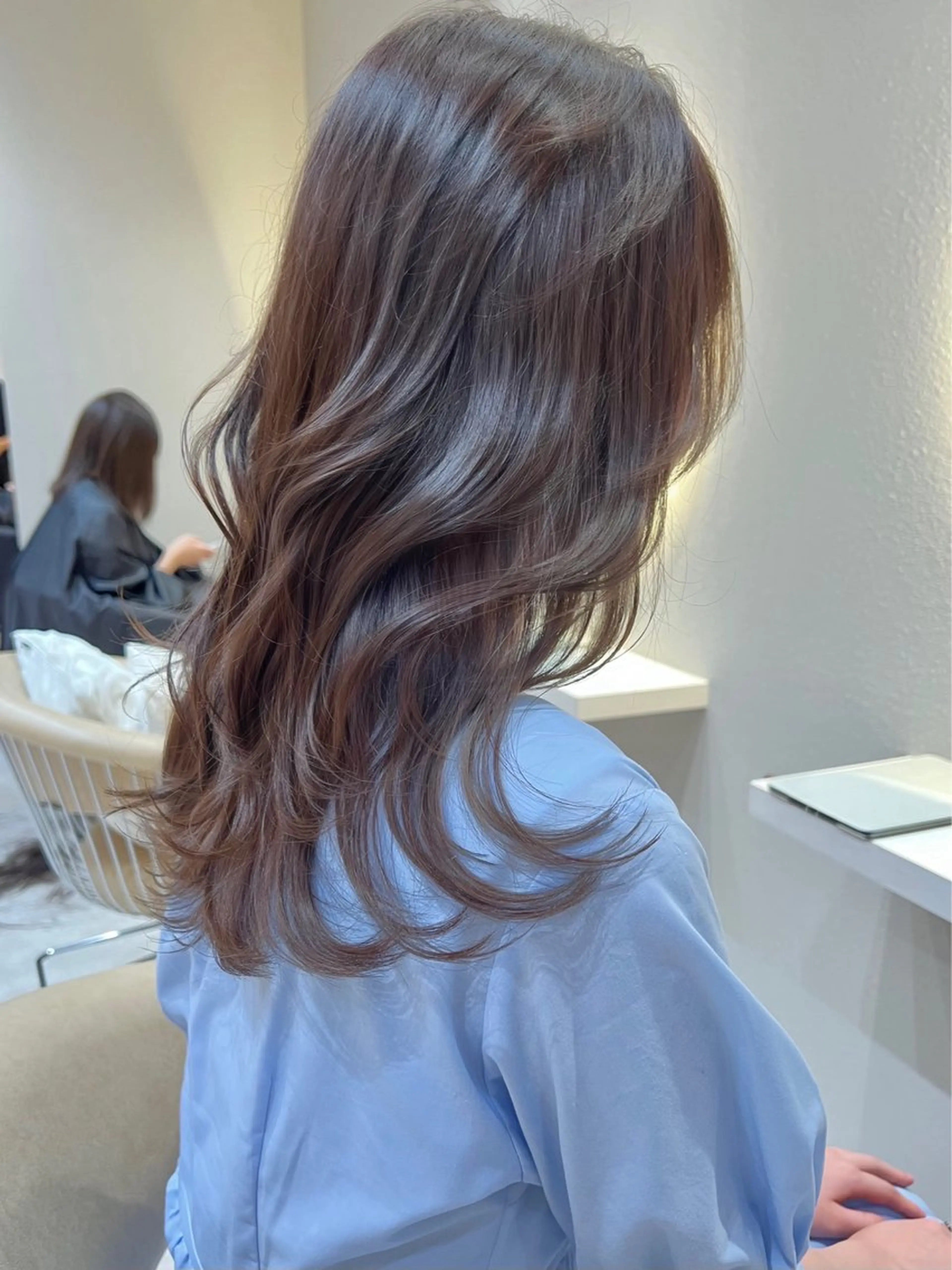 セミロング カラー カット ヘアカラー トリートメント レイヤーカット/ 顔周り 五島巨幹のヘアスタイル