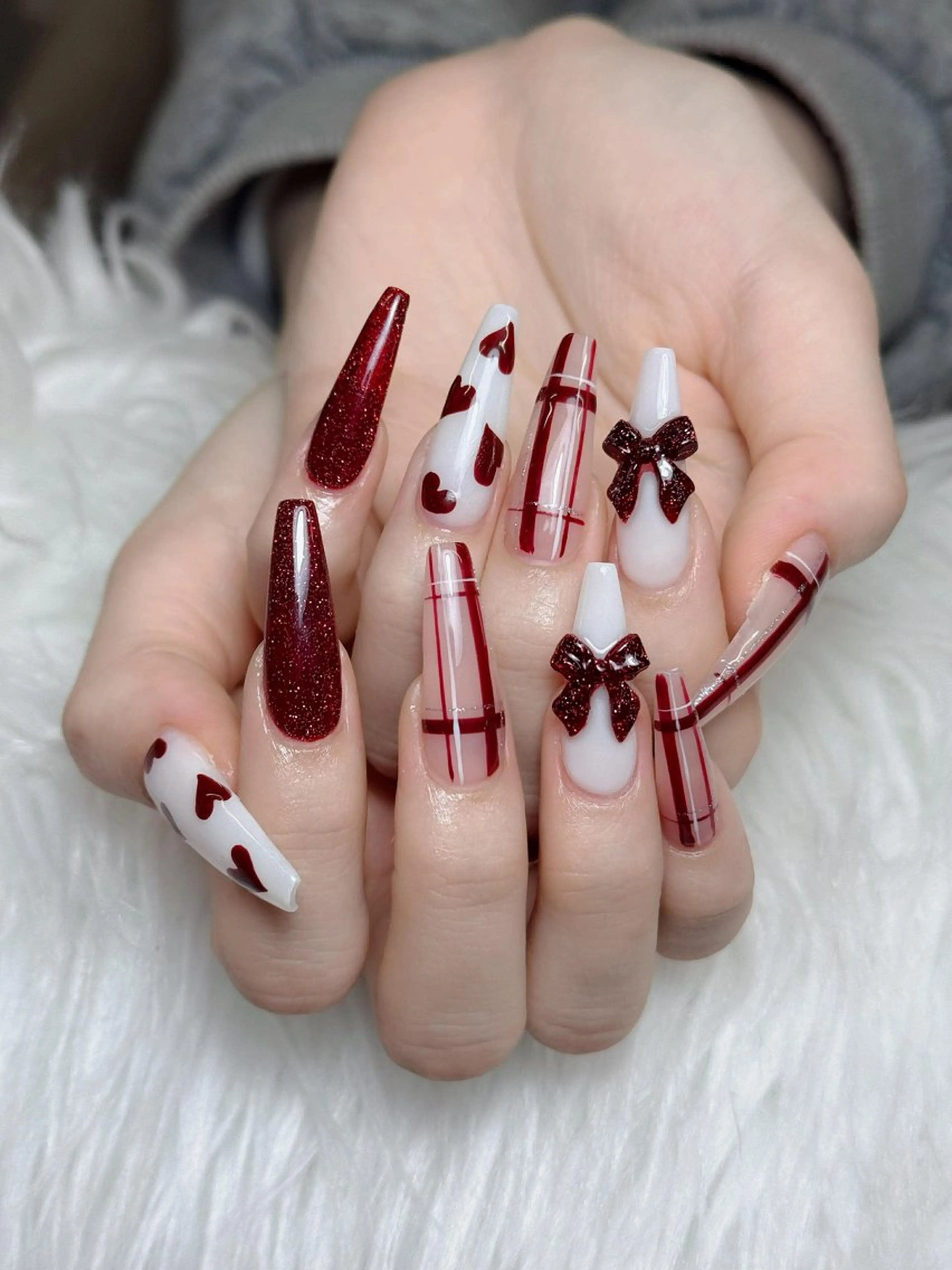 ネイル オーロラネイル チークネイル フットネイル フレンチネイル 韓国ネイル ハンドネイル Lumi Nailのネイルデザイン