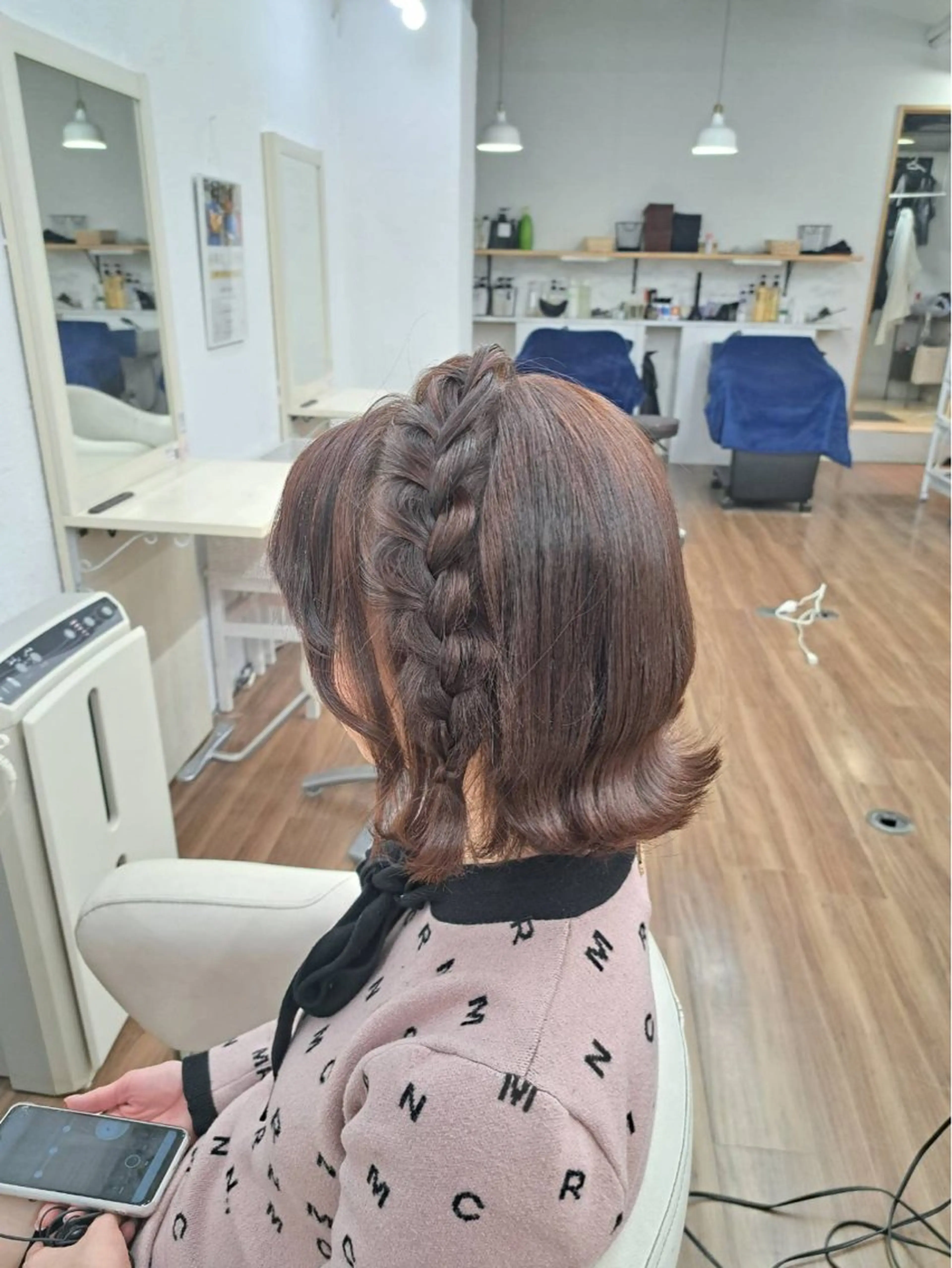 ショート 顔周りカット ショートヘア ヘアセット GLOSS 心斎橋 山上のヘアスタイル