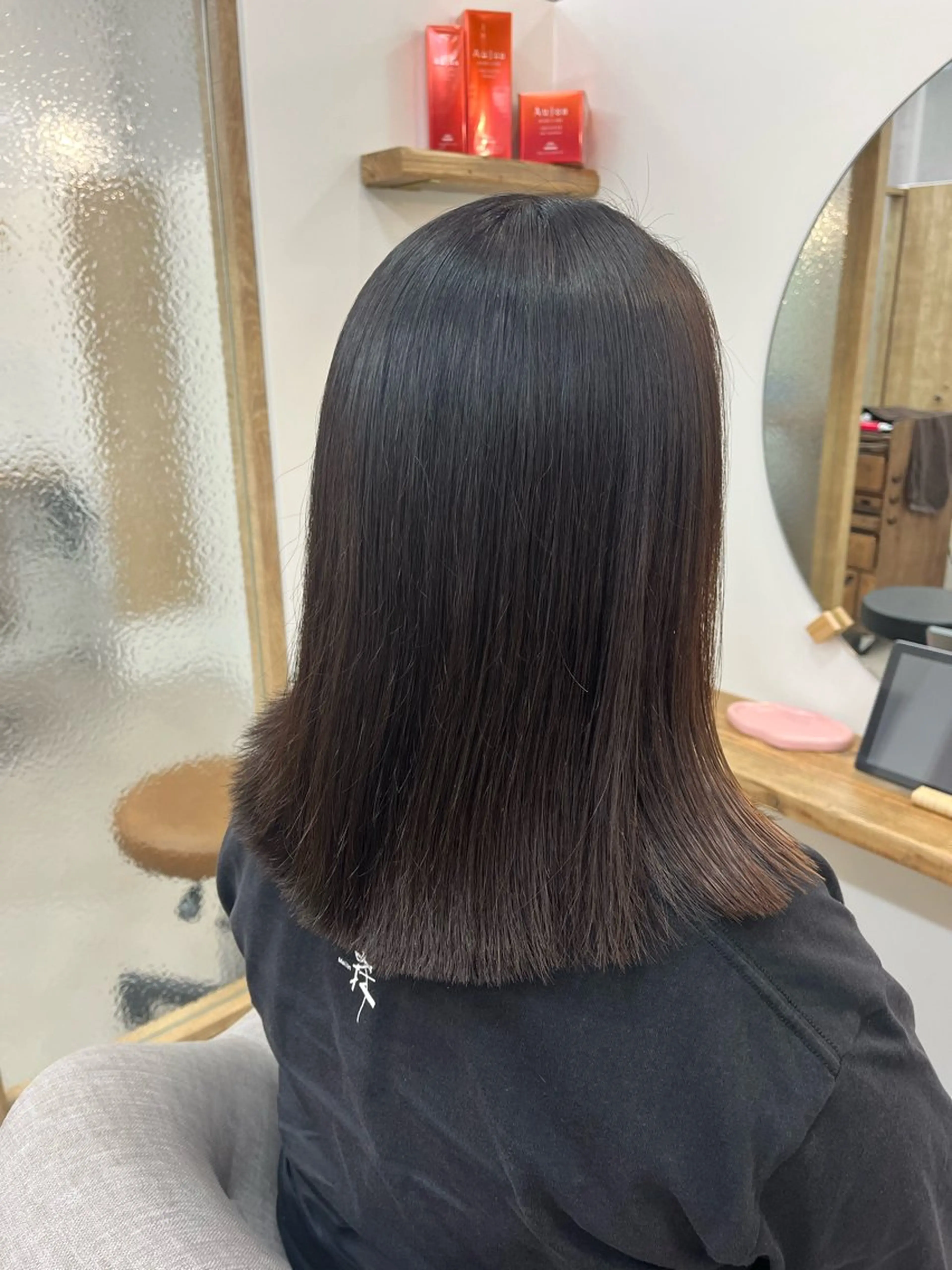 ミディアム カット 縮毛矯正 トリートメント Rian リアンのヘアスタイル