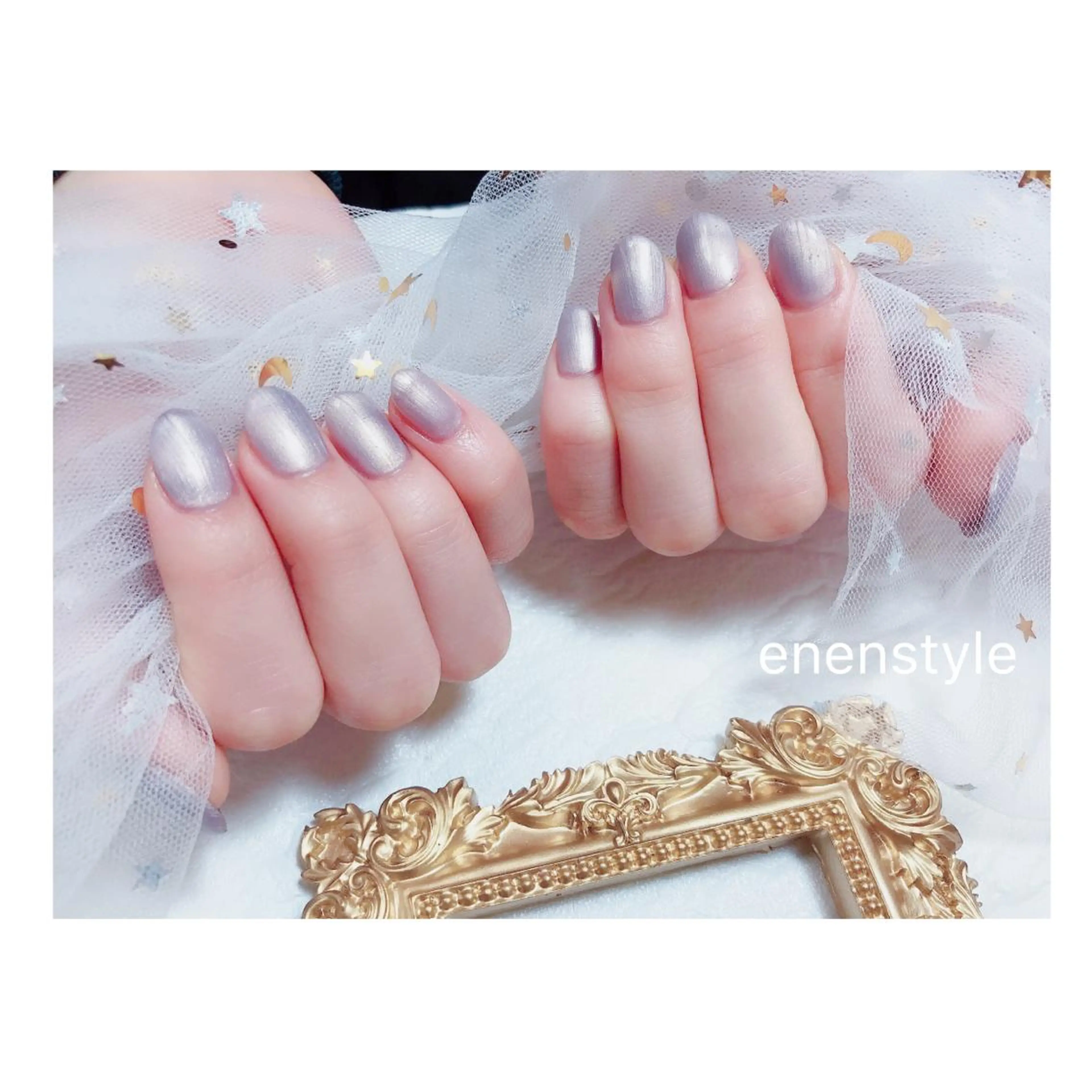 ショート ネイル ジェルネイル ラメ(グリッター) ニュアンスネイル オフィスネイル ワンカラーネイル 👑enen style👑のネイルデザイン