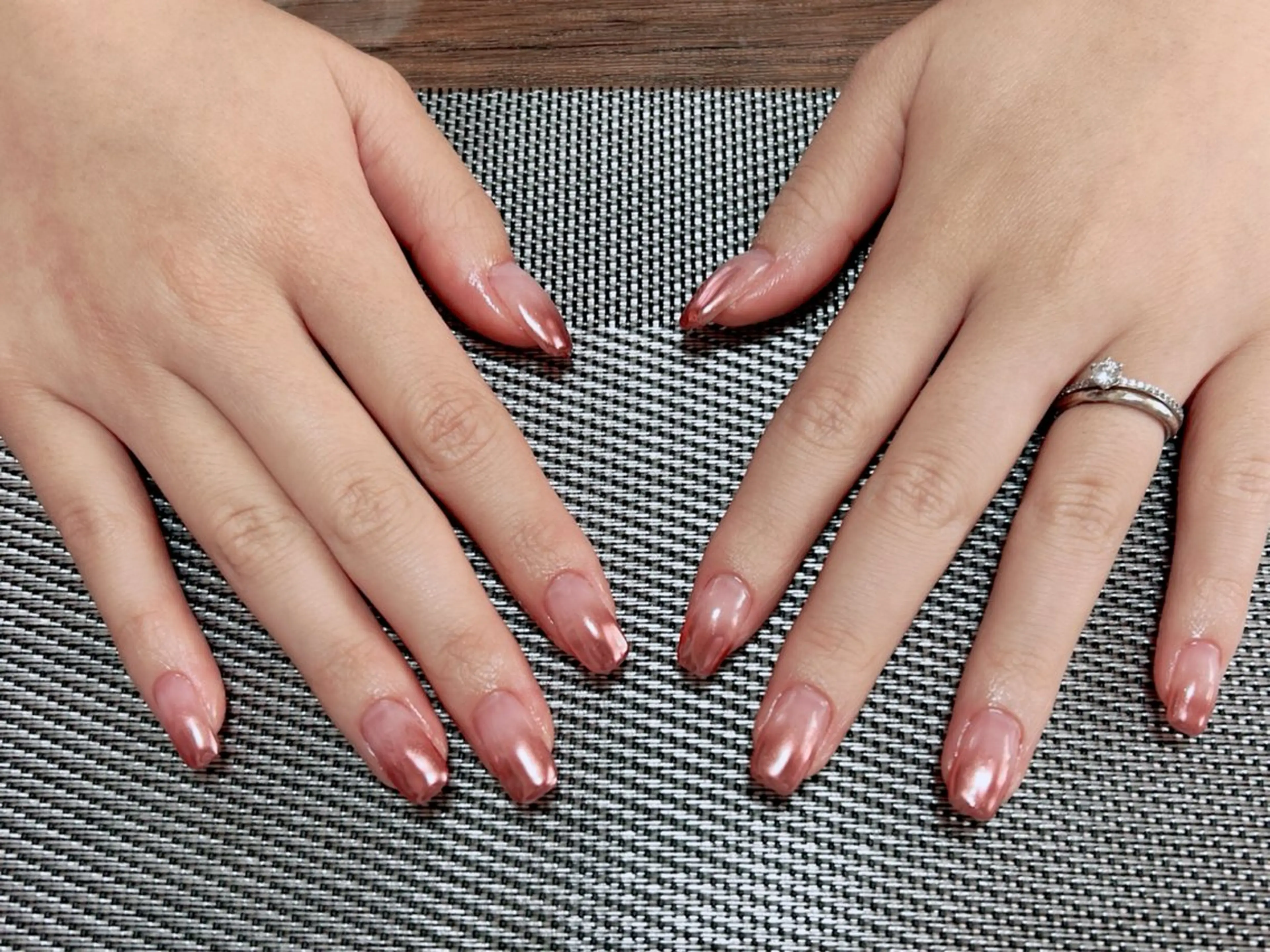 ネイル ミラーネイル ピンク i nailのネイルデザイン