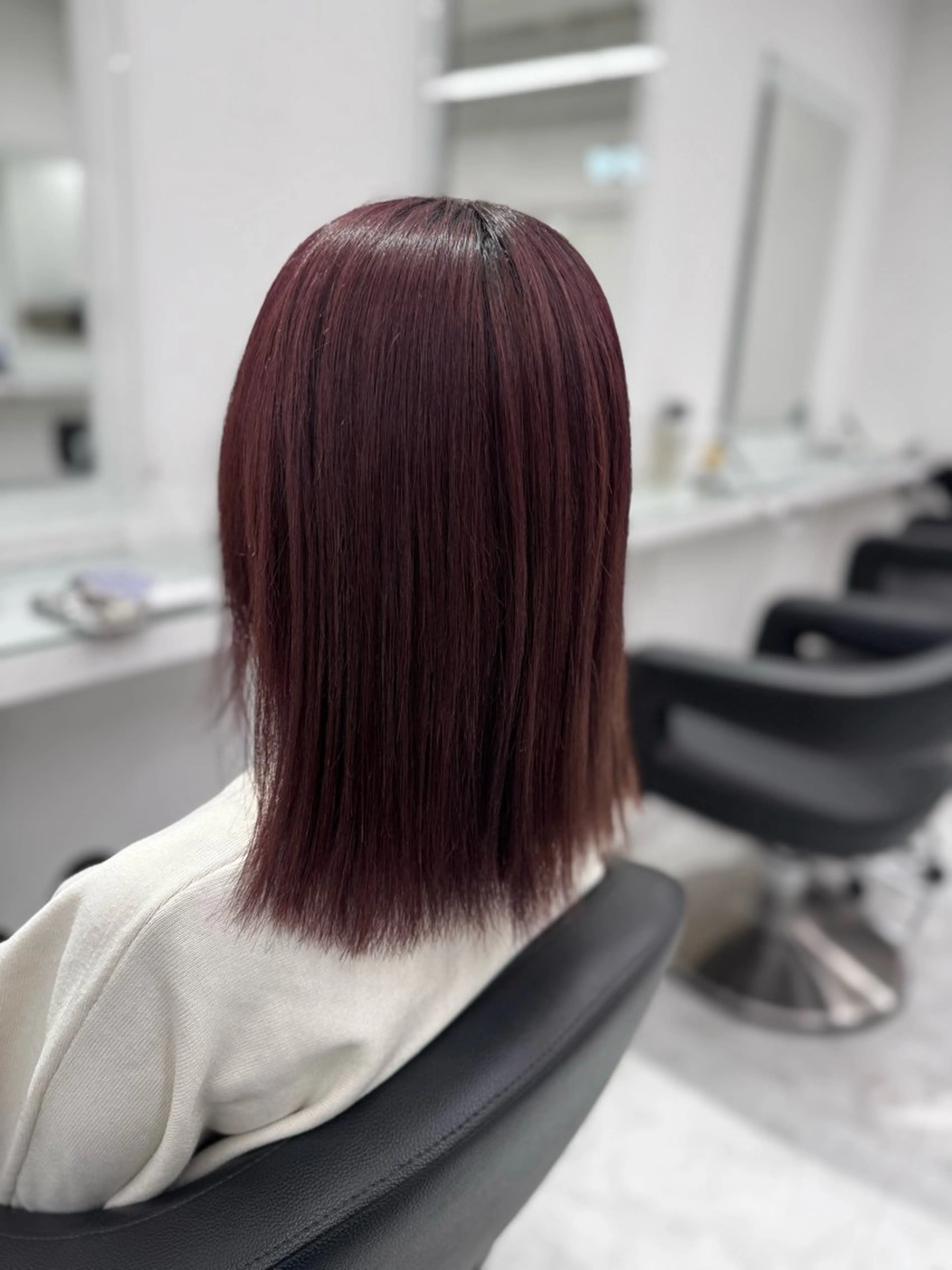 カラー 透け上品ハイトーン 職人ゆうと🤍のヘアスタイル