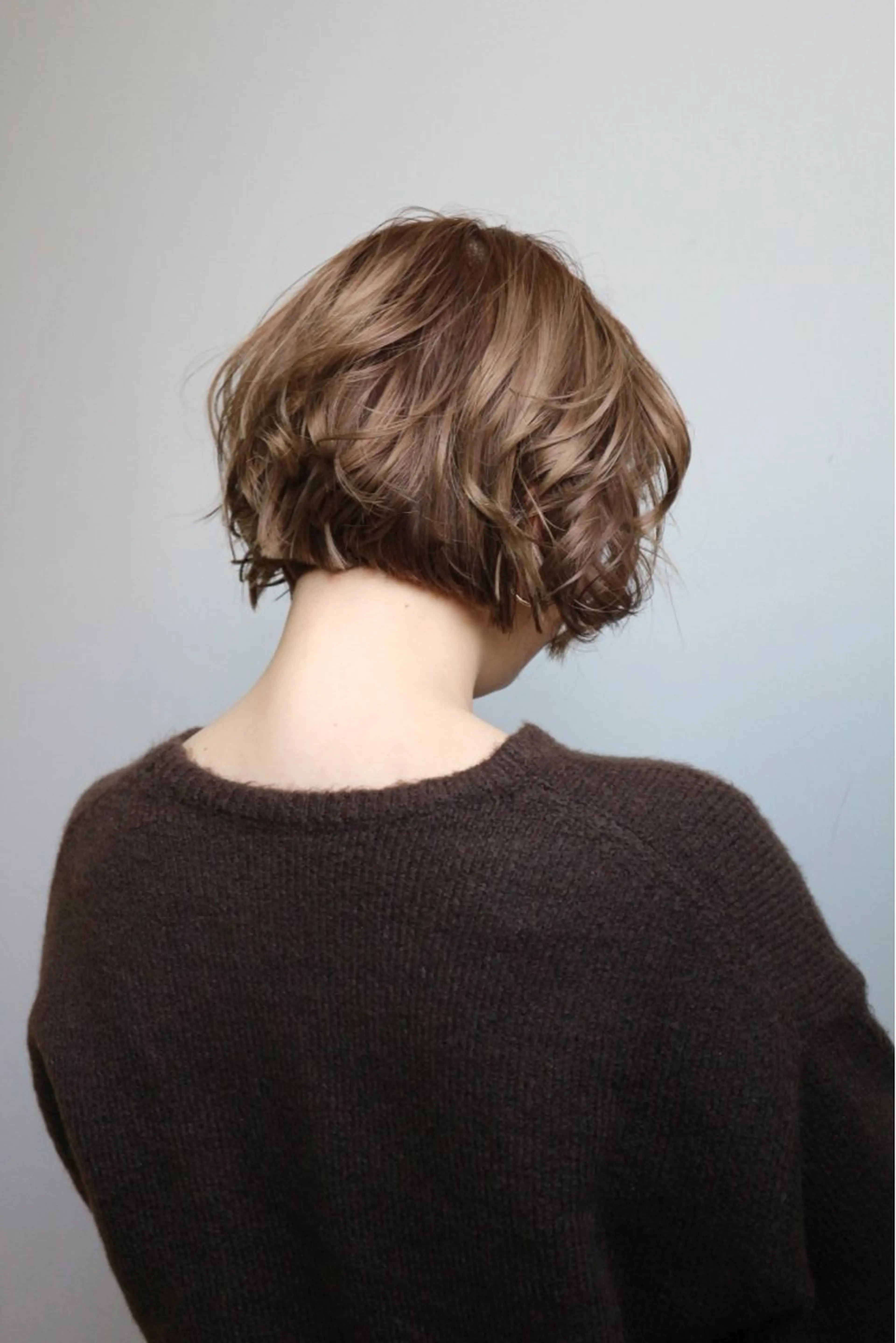 ショート カラー DOULAQ所属・AKO .のヘアスタイル
