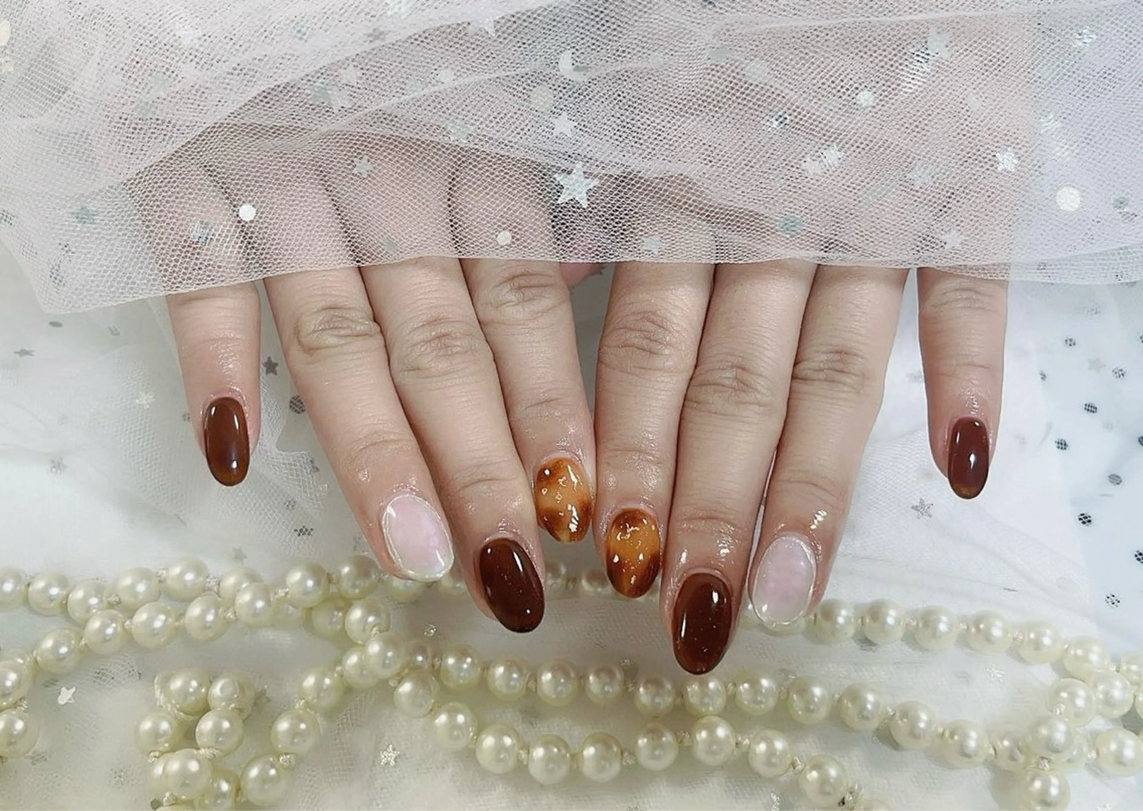 ネイル ハンドネイル VIVIAN エイのネイルデザイン