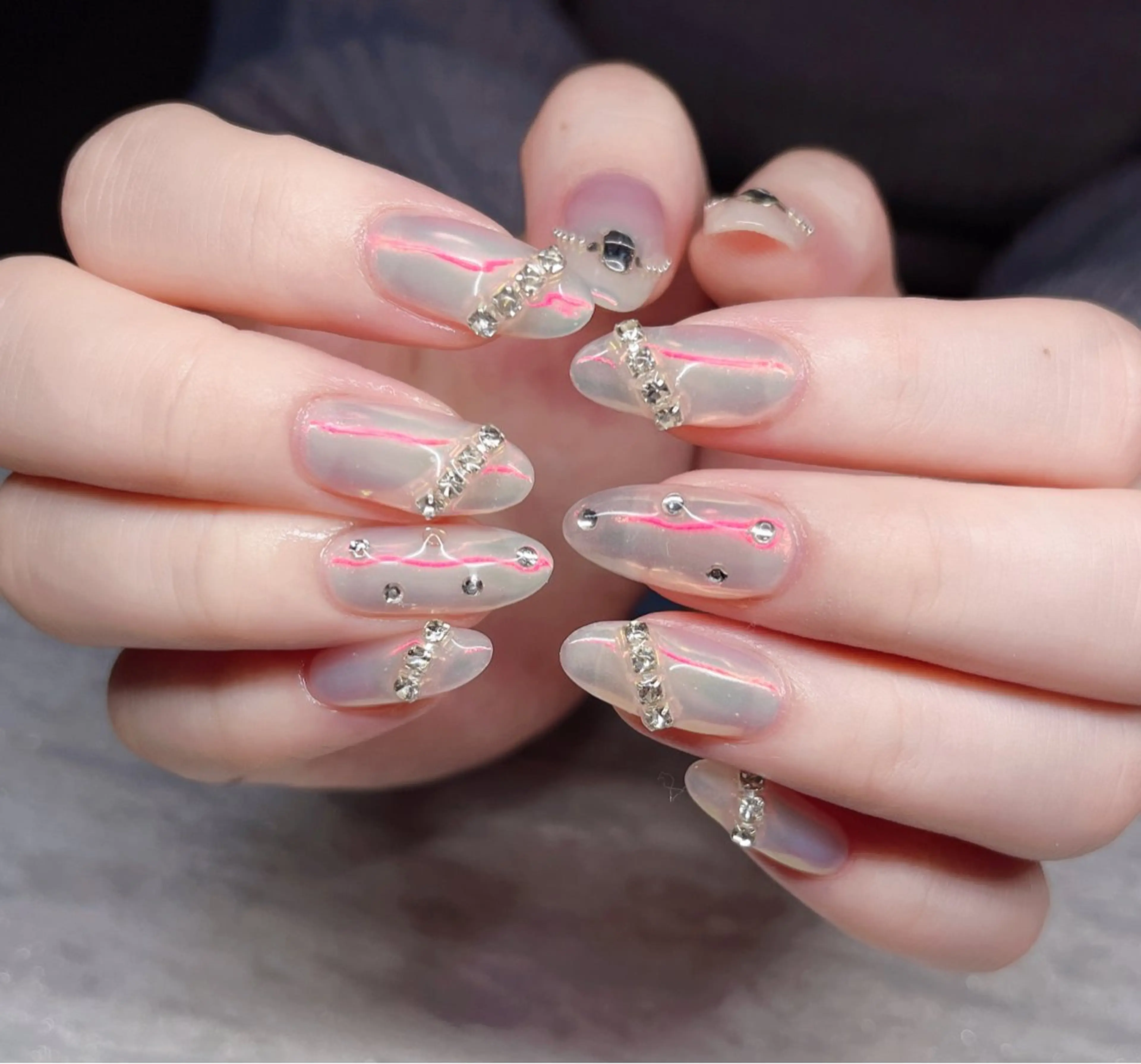 ネイル R inのネイルデザイン