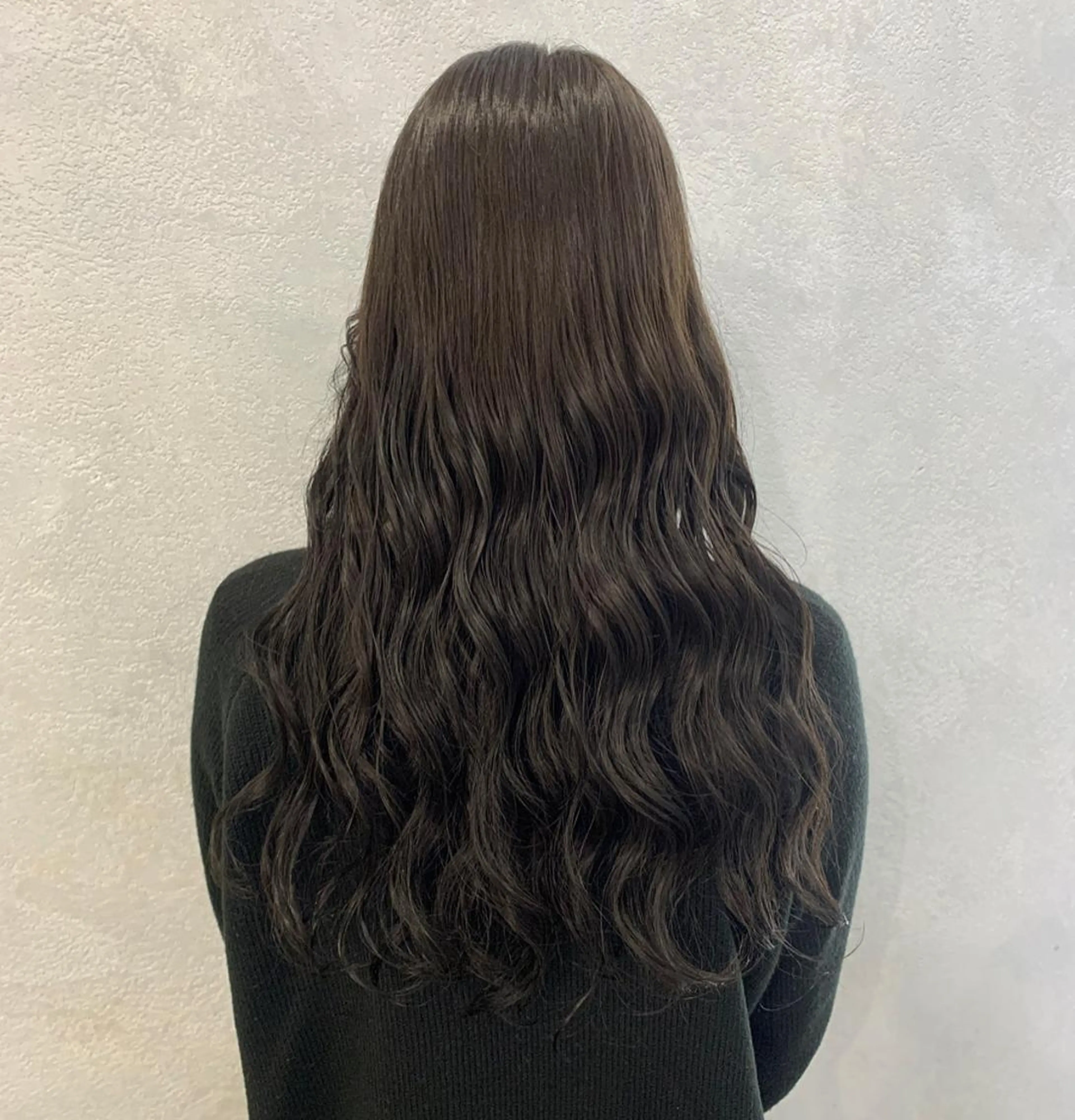 ロング カラー kanon hair所属・新木 愛花のヘアスタイル