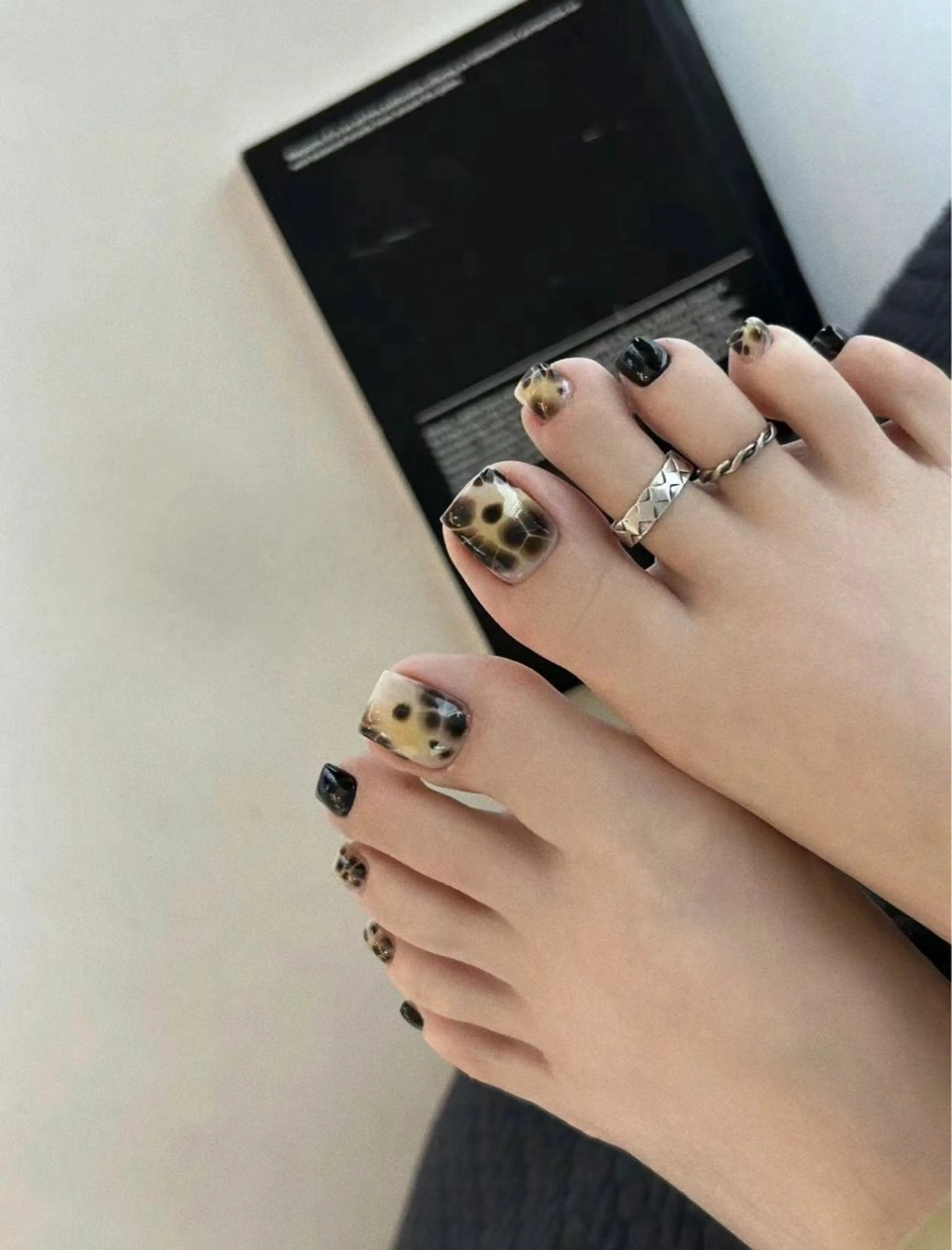 ネイル アールビーネイル所属・mase Megumiのネイルデザイン