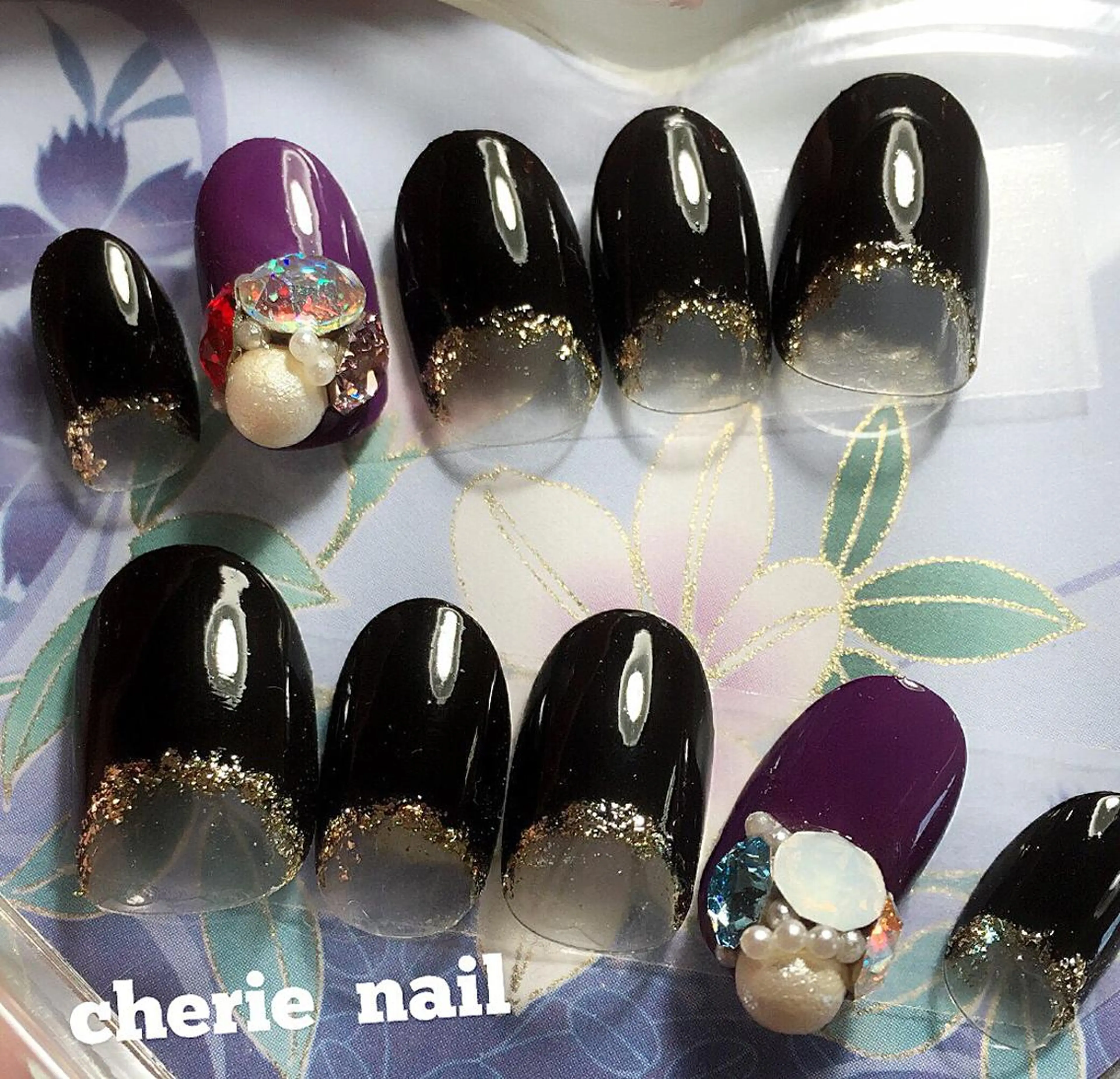 ネイル 成人式 ネイルチップ cherie nail所属・馬場 鮎のエステ・リラクイメージ