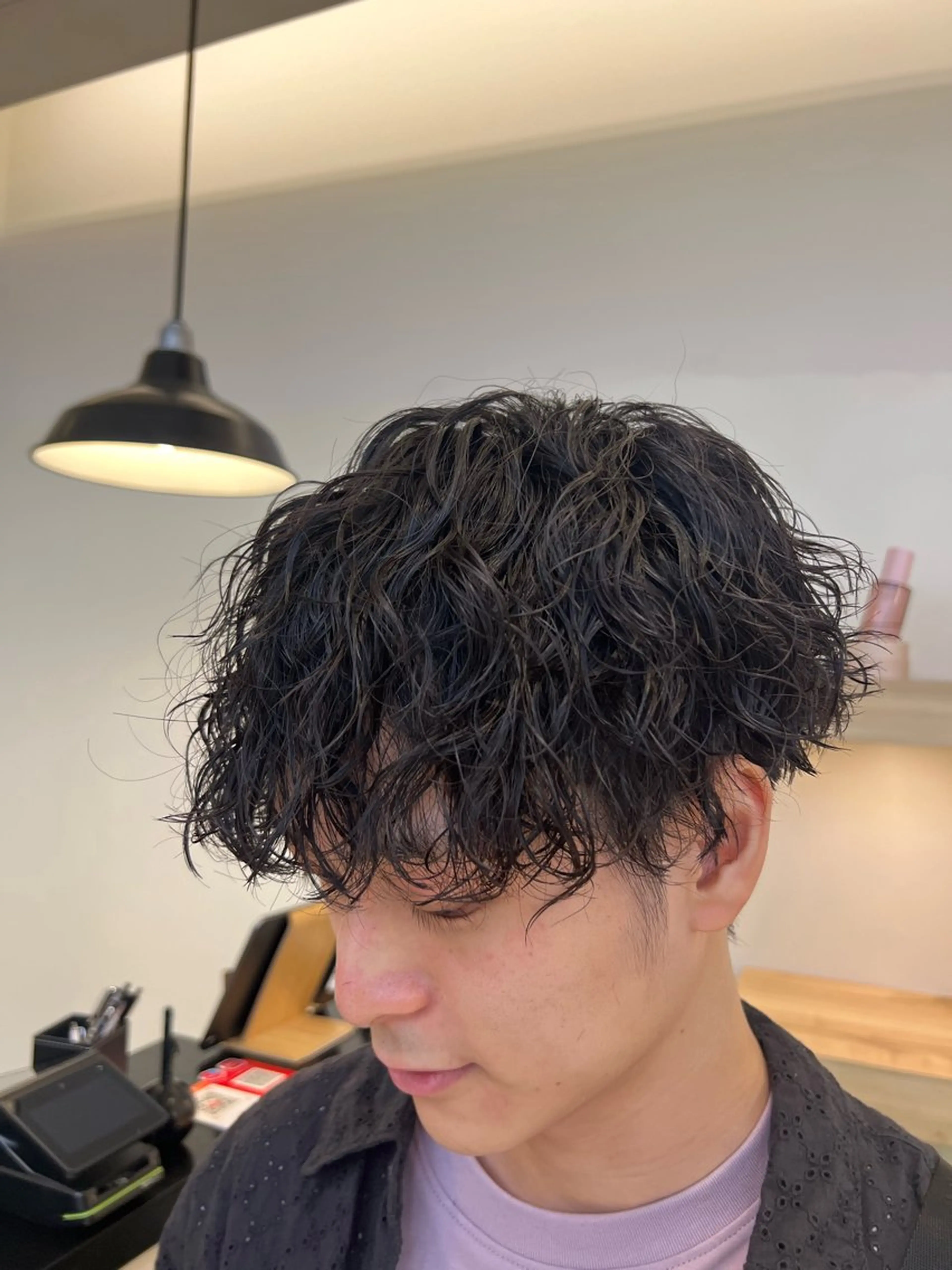 ショート パーマ メンズ メンズパーマ カット パーマ メンズパーマ 岩成健志郎のヘアスタイル