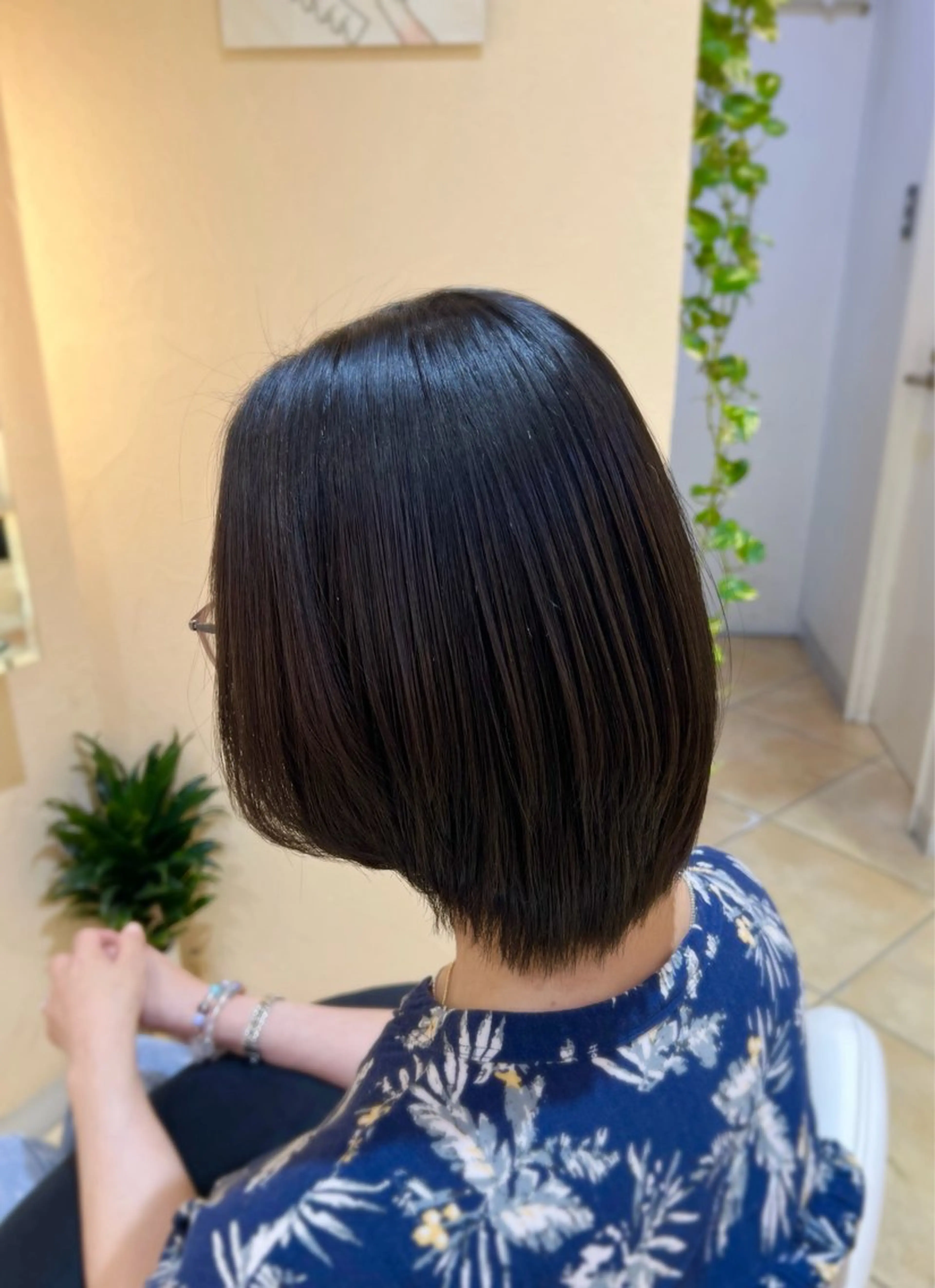 ミディアム カット 縮毛矯正 トリートメント 吉澤 杏美のヘアスタイル