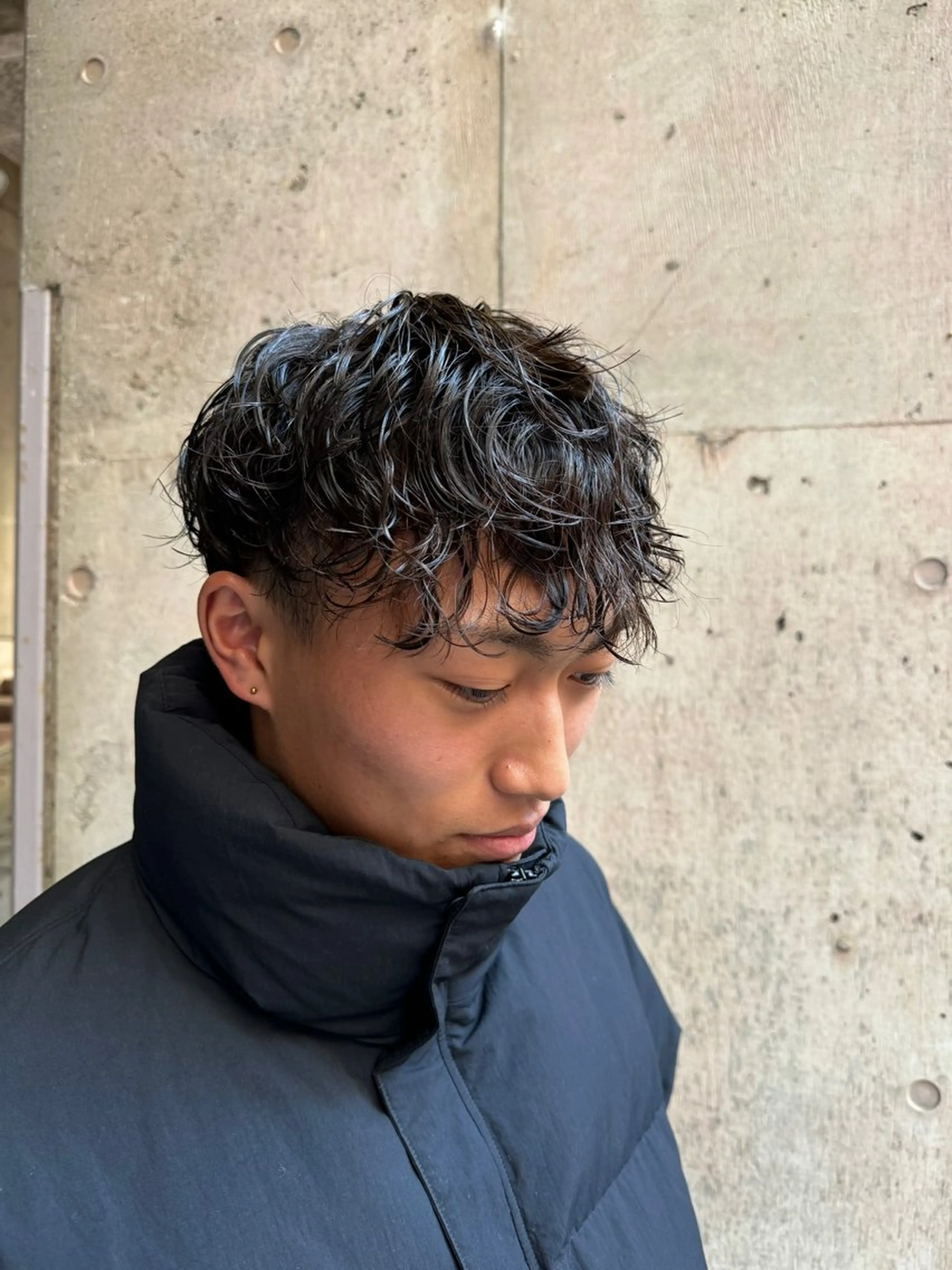 ショート パーマ メンズ メンズパーマ 波巻きパーマ スパイラルパーマ スキンフェード/パー マ/須田陸斗のヘアスタイル