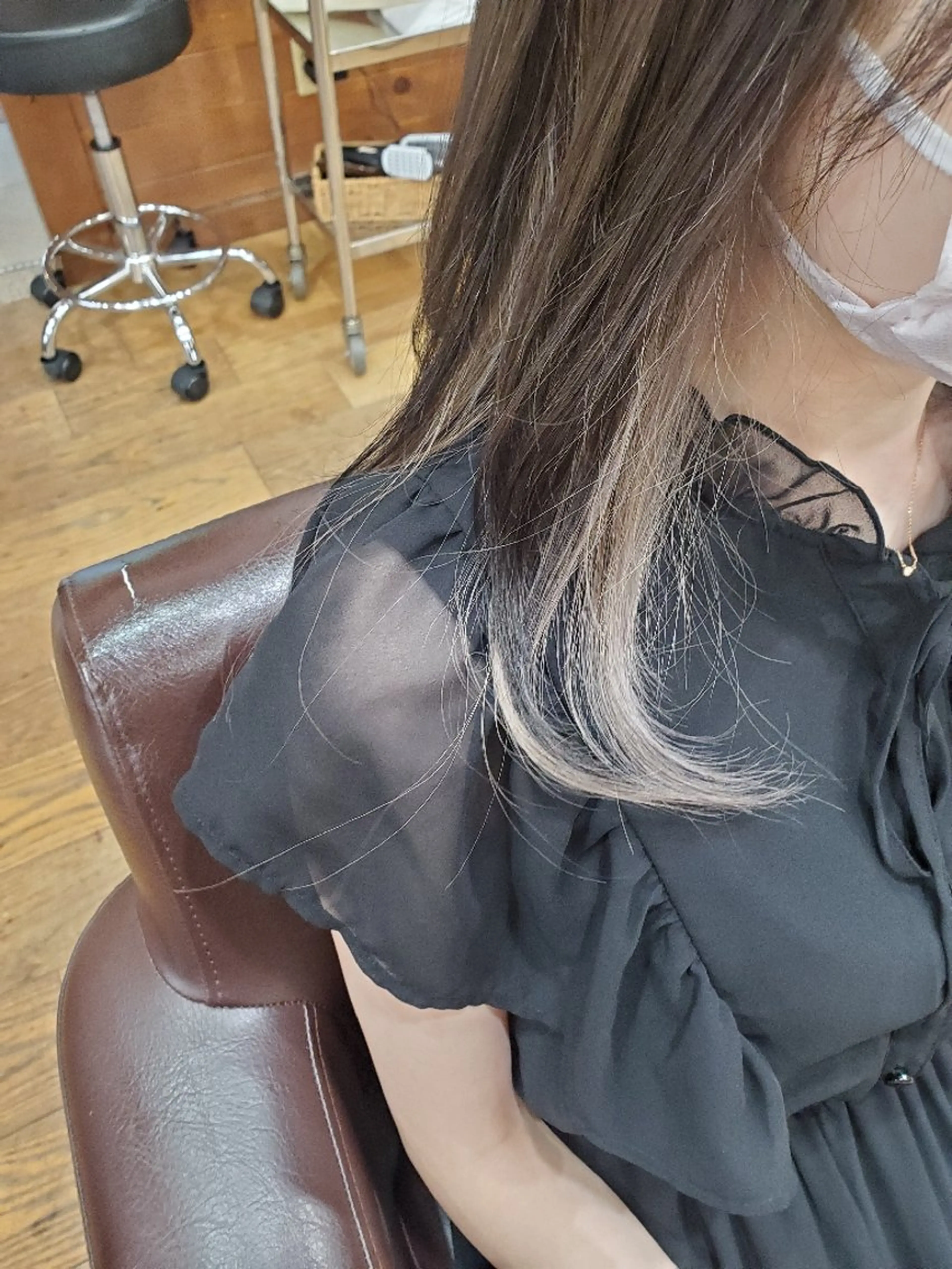 カラー 永合 瞳のヘアスタイル