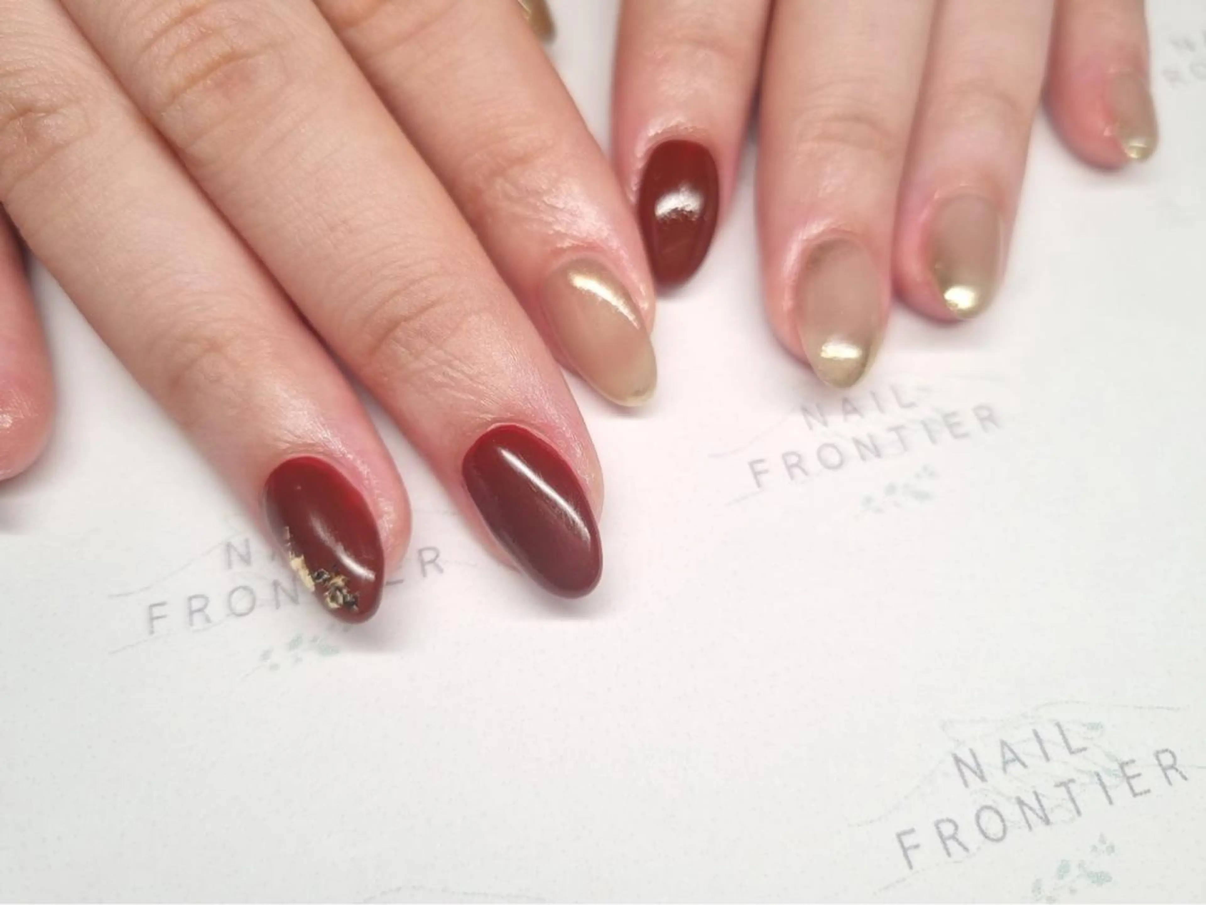 ネイル ジェルネイル ミラーネイル ワンカラーネイル パラジェル シンプルネイル 吉祥寺🌟 ネイルフロンティアのネイルデザイン