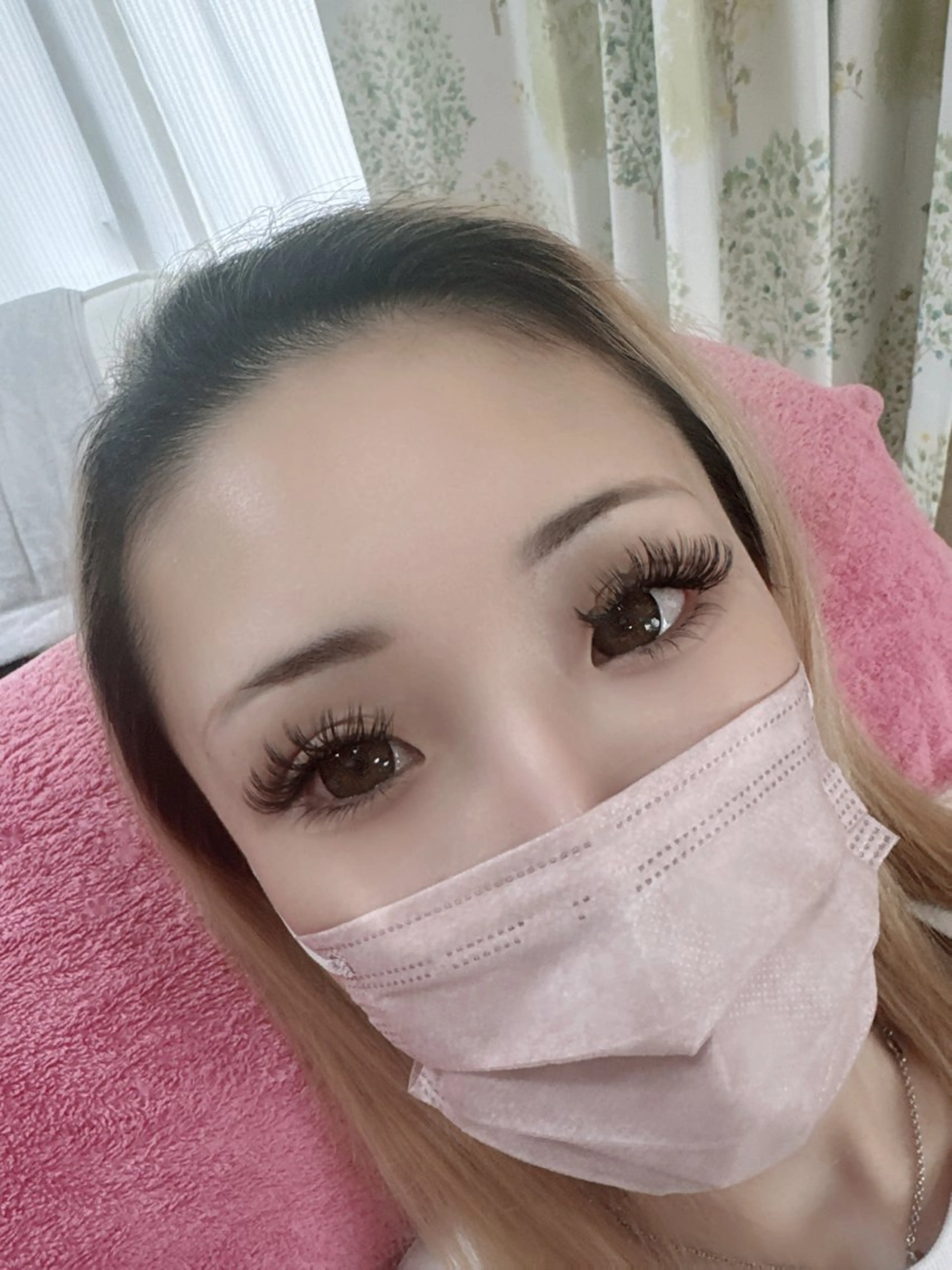 マツエク・マツパ ボリュームラッシュ 伊藤名紬 マツエク専門のマツエク・マツパデザイン