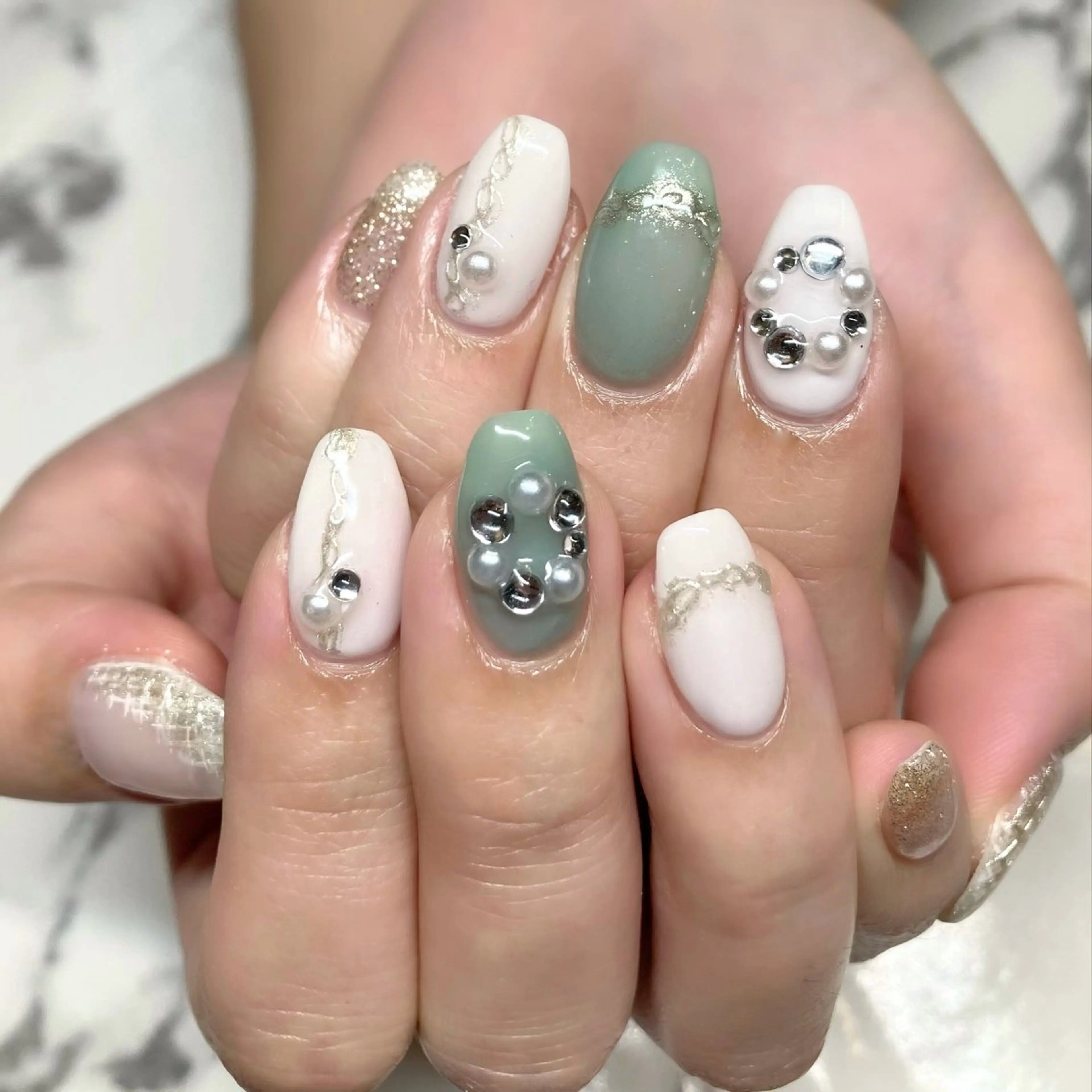 ネイル ツイードネイル 冬ネイル クリスマス MALAMA NAILのネイルデザイン