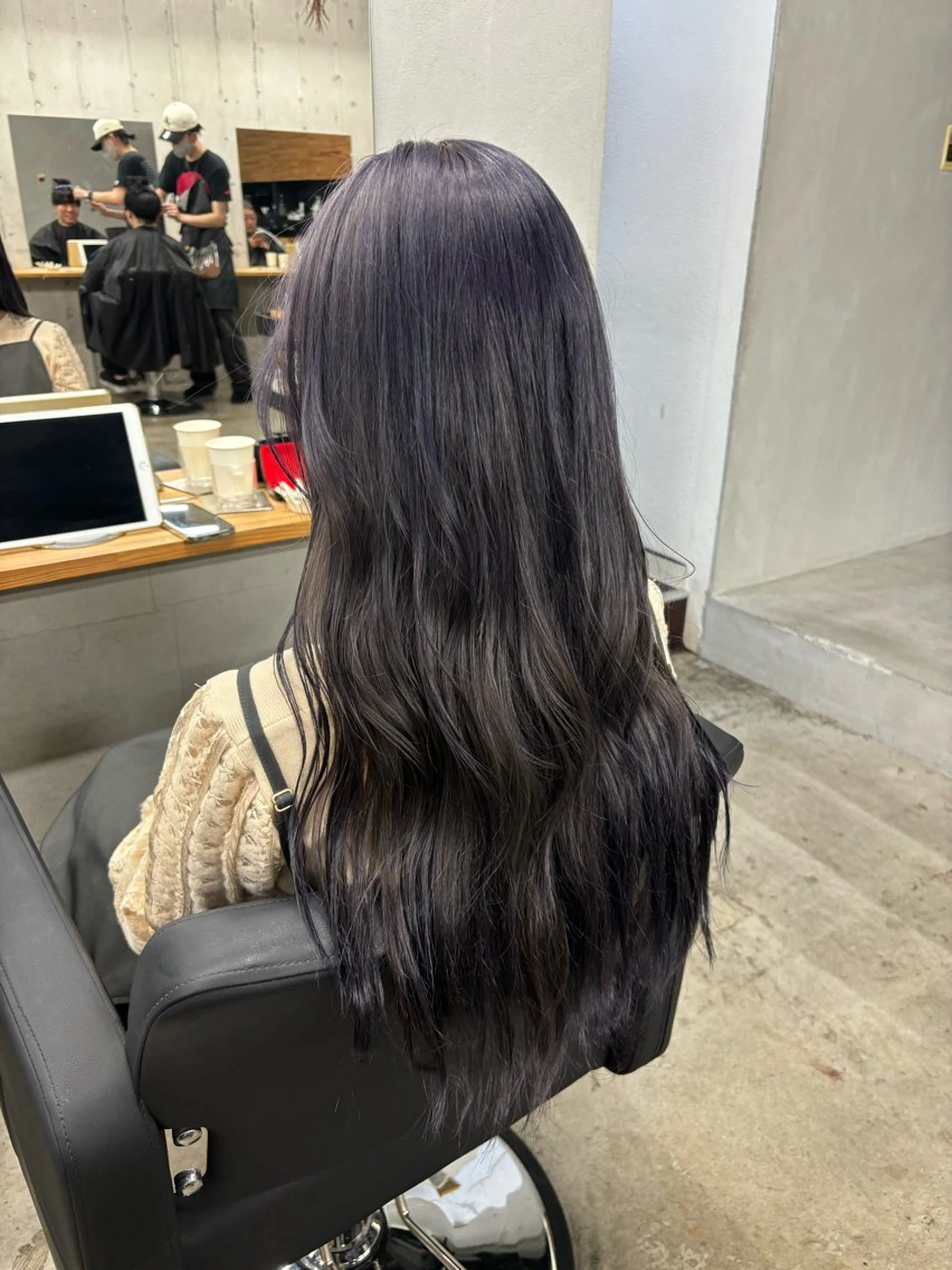 ロング カラー mono / Manatoのヘアスタイル