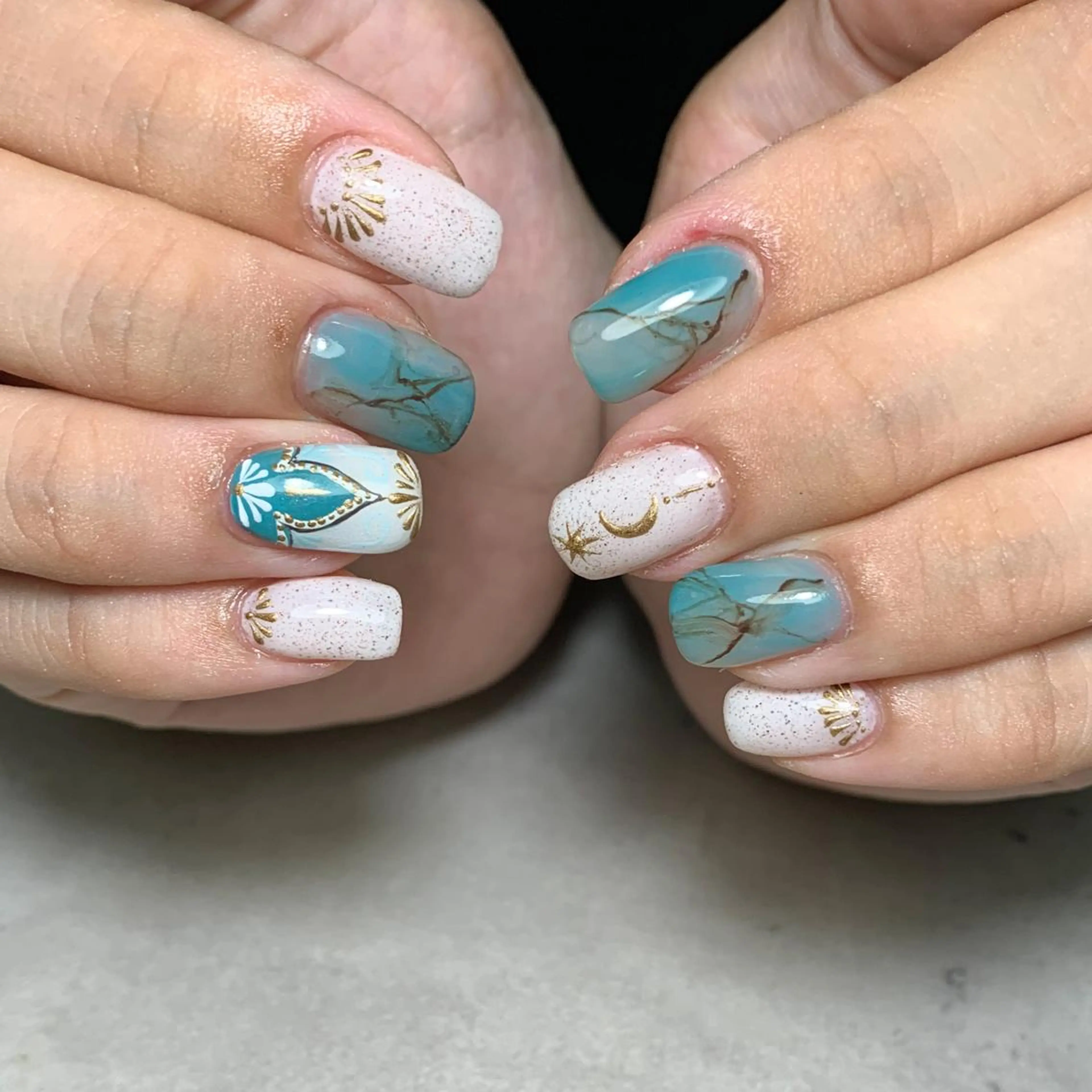 ネイル ハンドネイル atelier　FIORITURA所属・FIORITURA aiのネイルデザイン