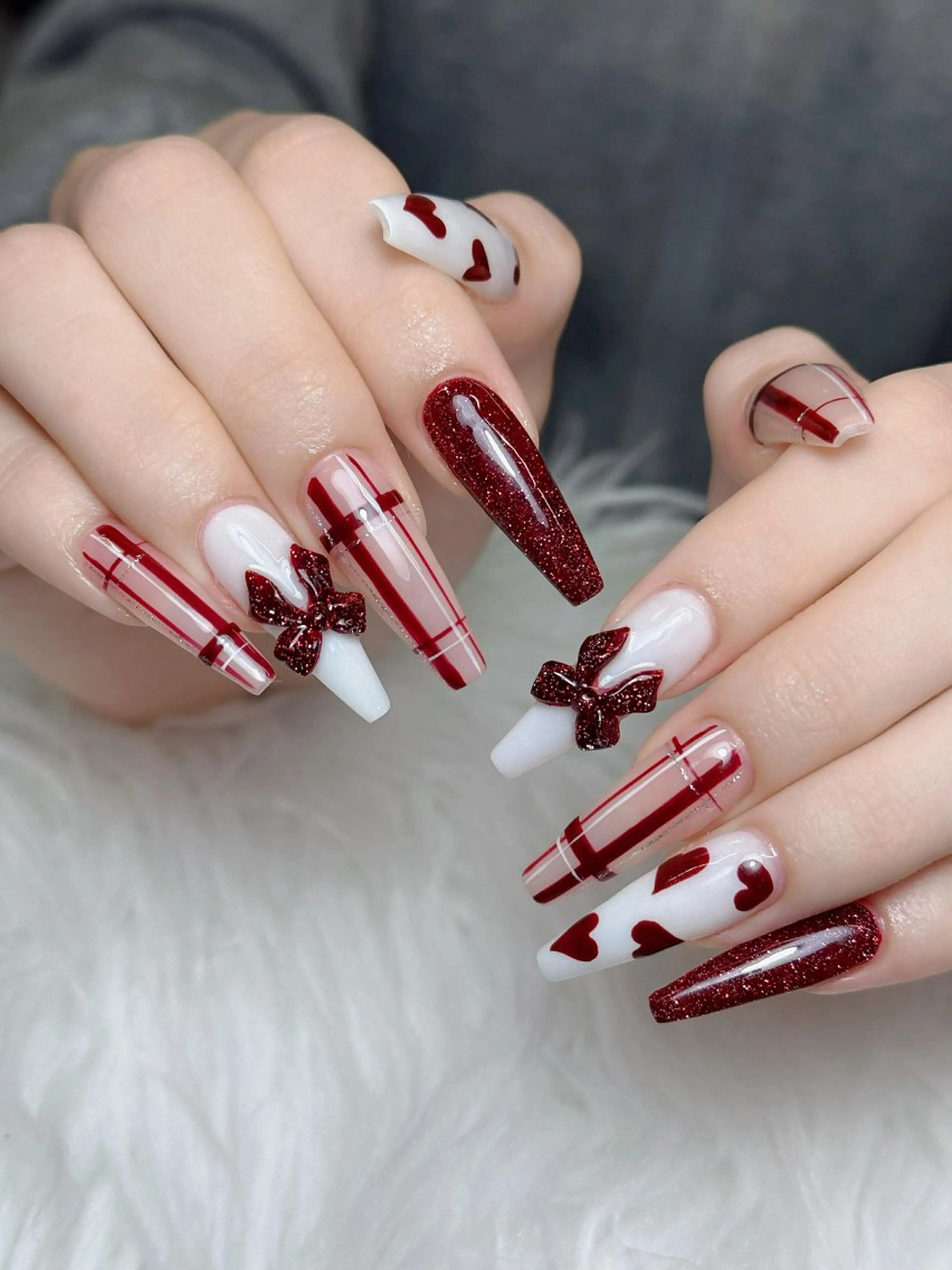 ネイル オーロラネイル チークネイル フットネイル フレンチネイル 韓国ネイル ハンドネイル Lumi Nailのネイルデザイン