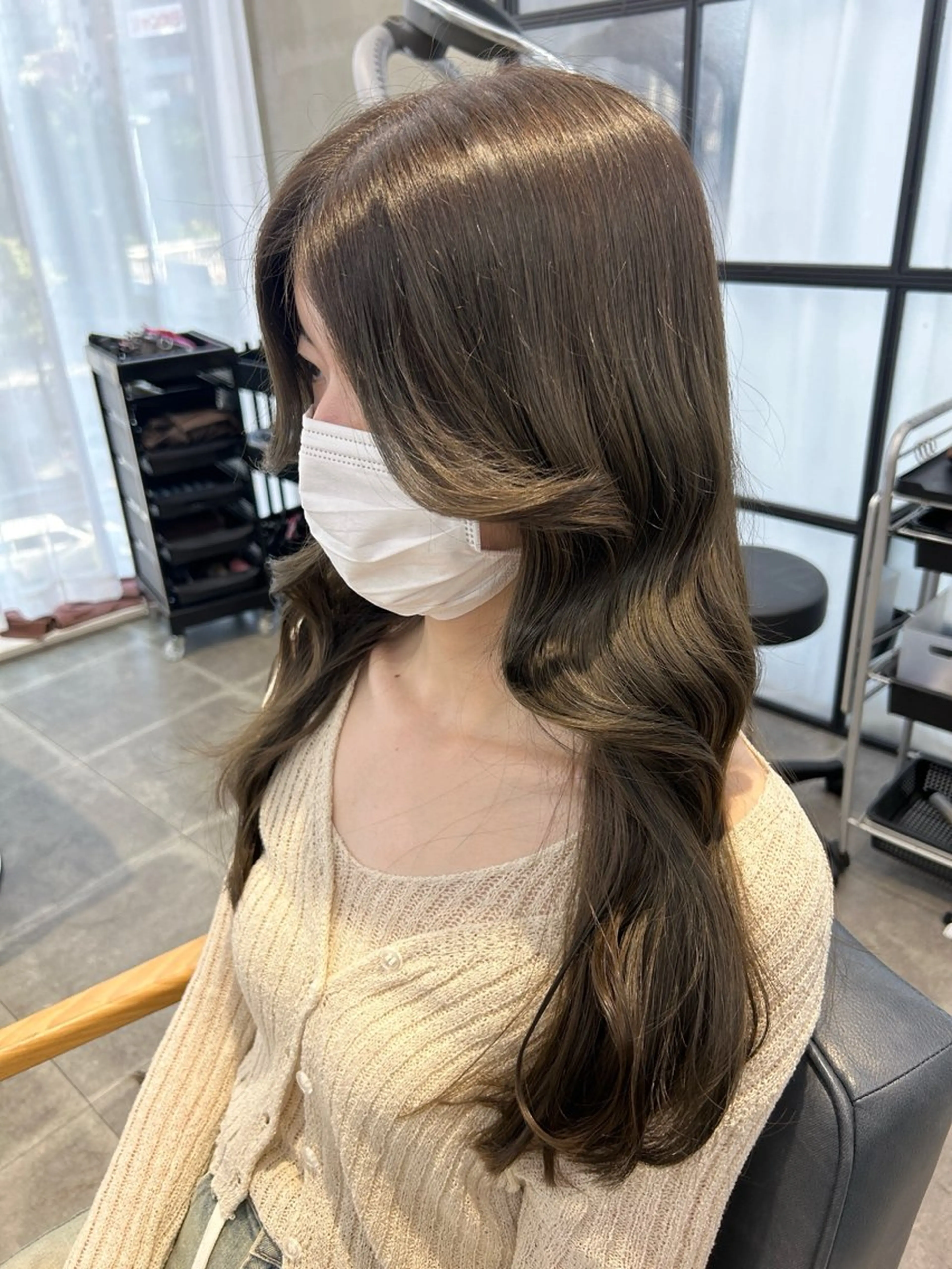 ロング カラー カット ヘアカラー トリートメント newi梅田🫧韓国 ヘア🫧sakiのヘアスタイル