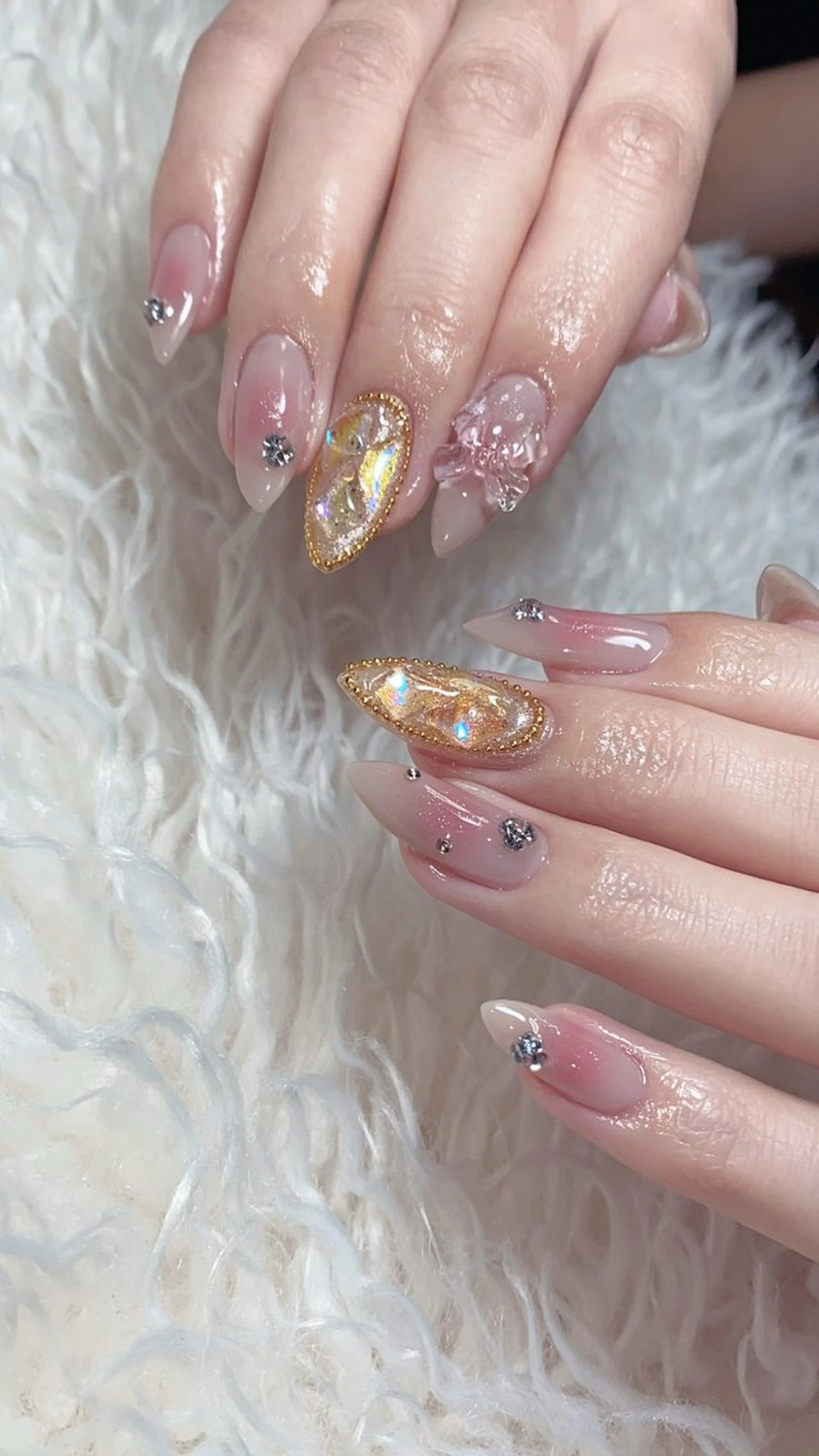 ネイル ハンドネイル n o q r m. n a c h iのネイルデザイン