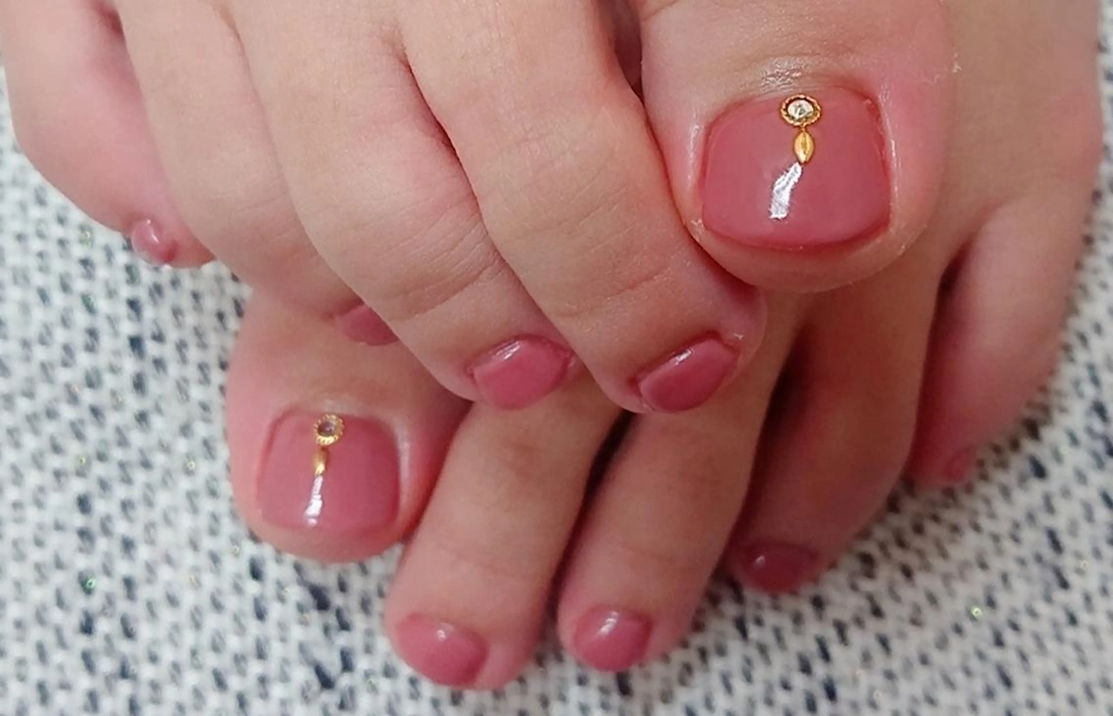 ネイル 🍒当日もOK🍒 𝑳𝑼𝑵𝑨花井のネイルデザイン