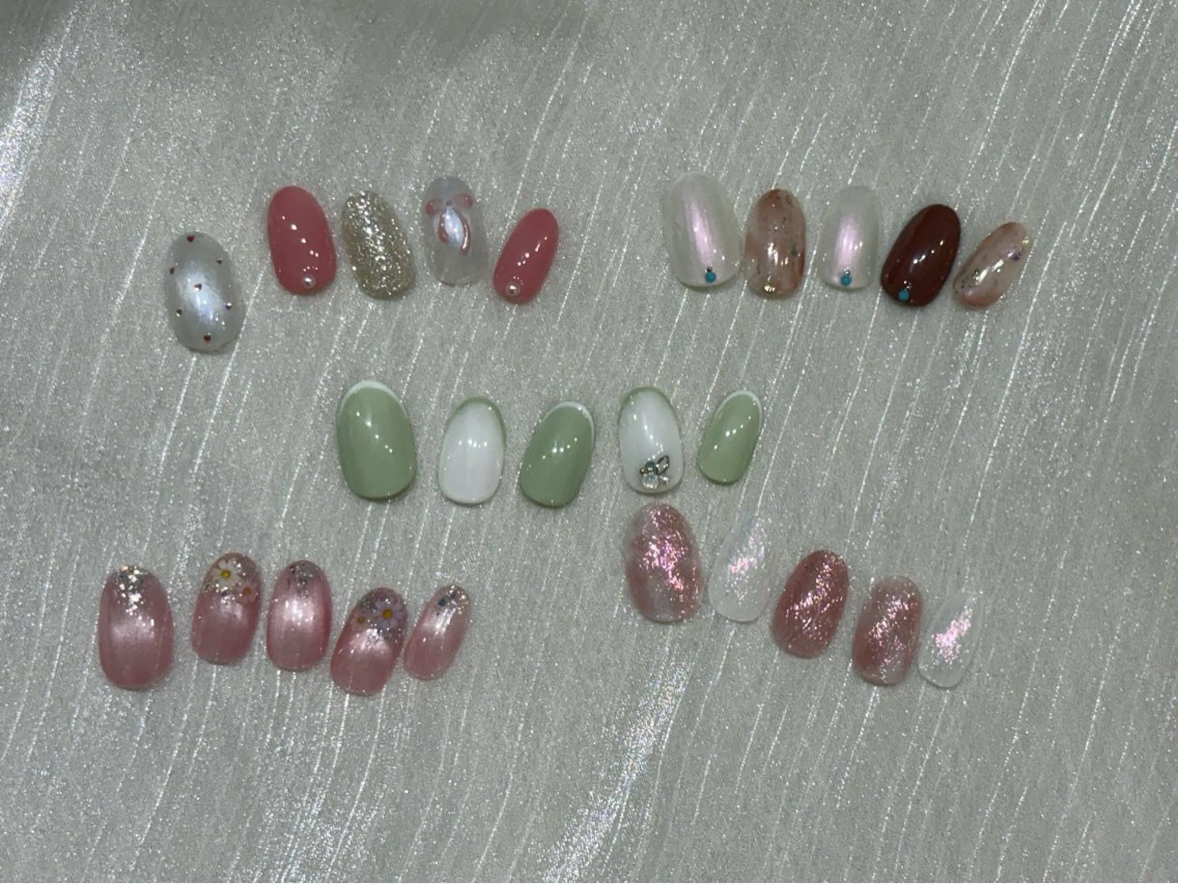 ネイル ハンドネイル フットネイル hanahira shionのネイルデザイン