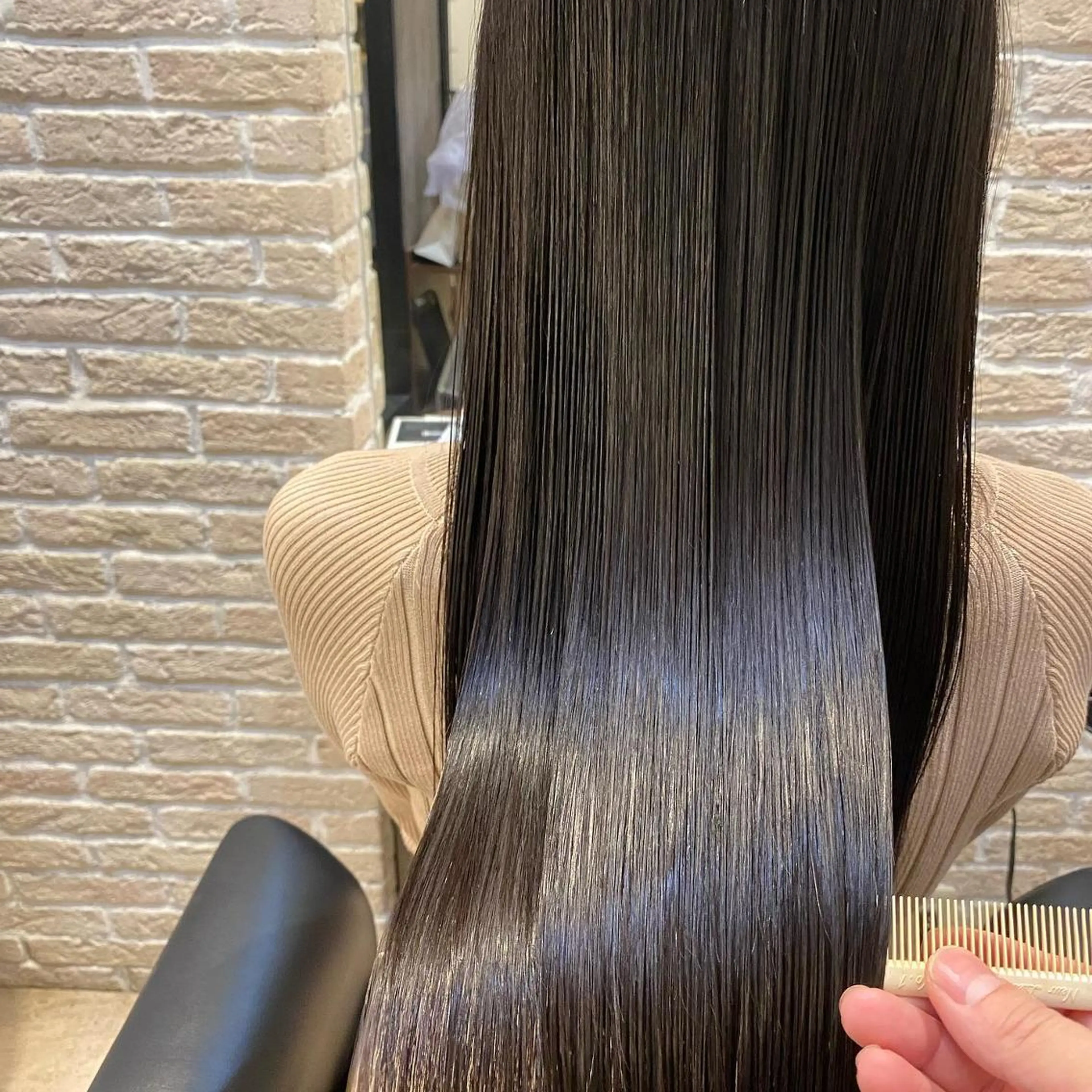 ロング SALOWIN仙台suite所属・我妻 愛樹のヘアスタイル
