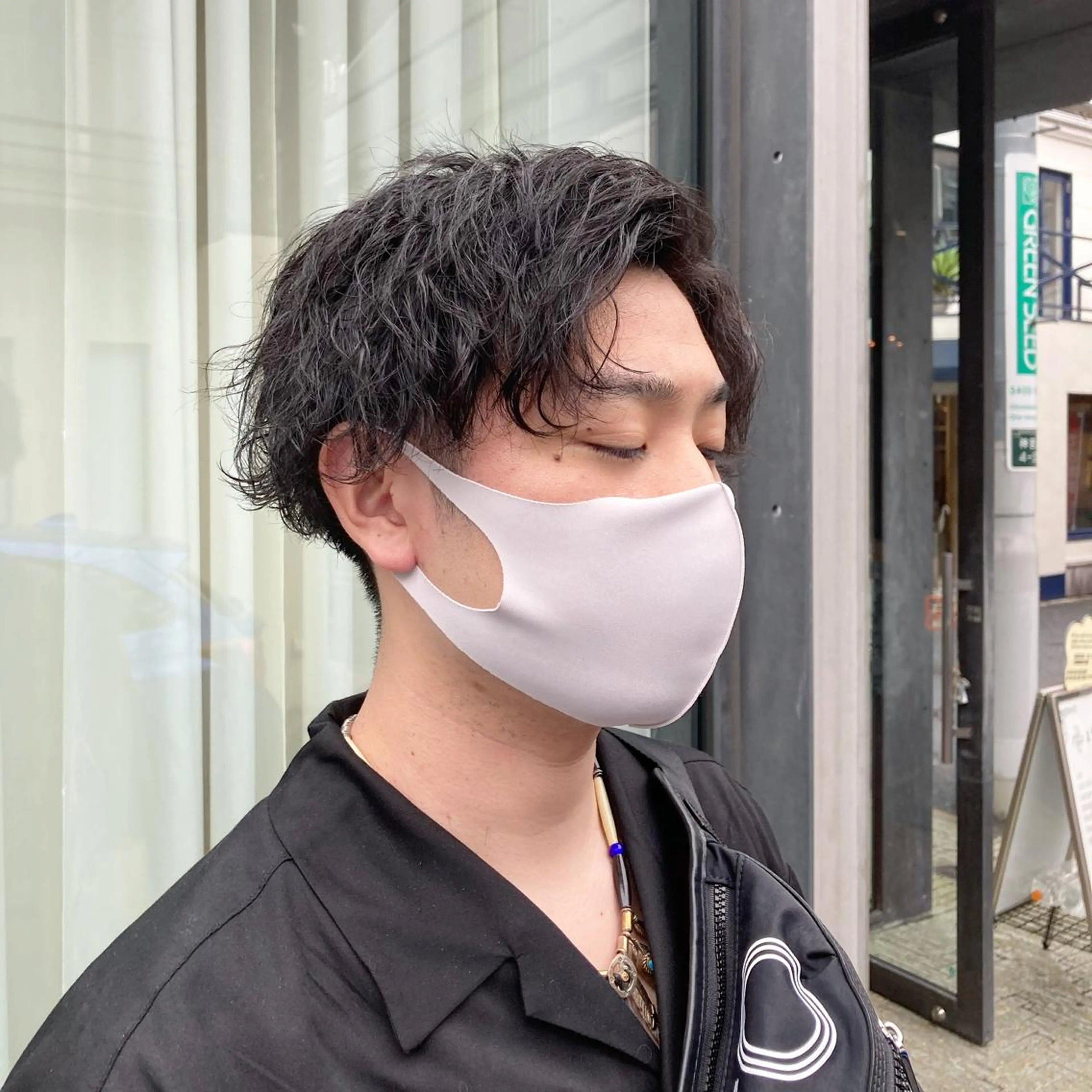 ショート パーマ メンズ Zina渋谷エリア マネージャShionのヘアスタイル