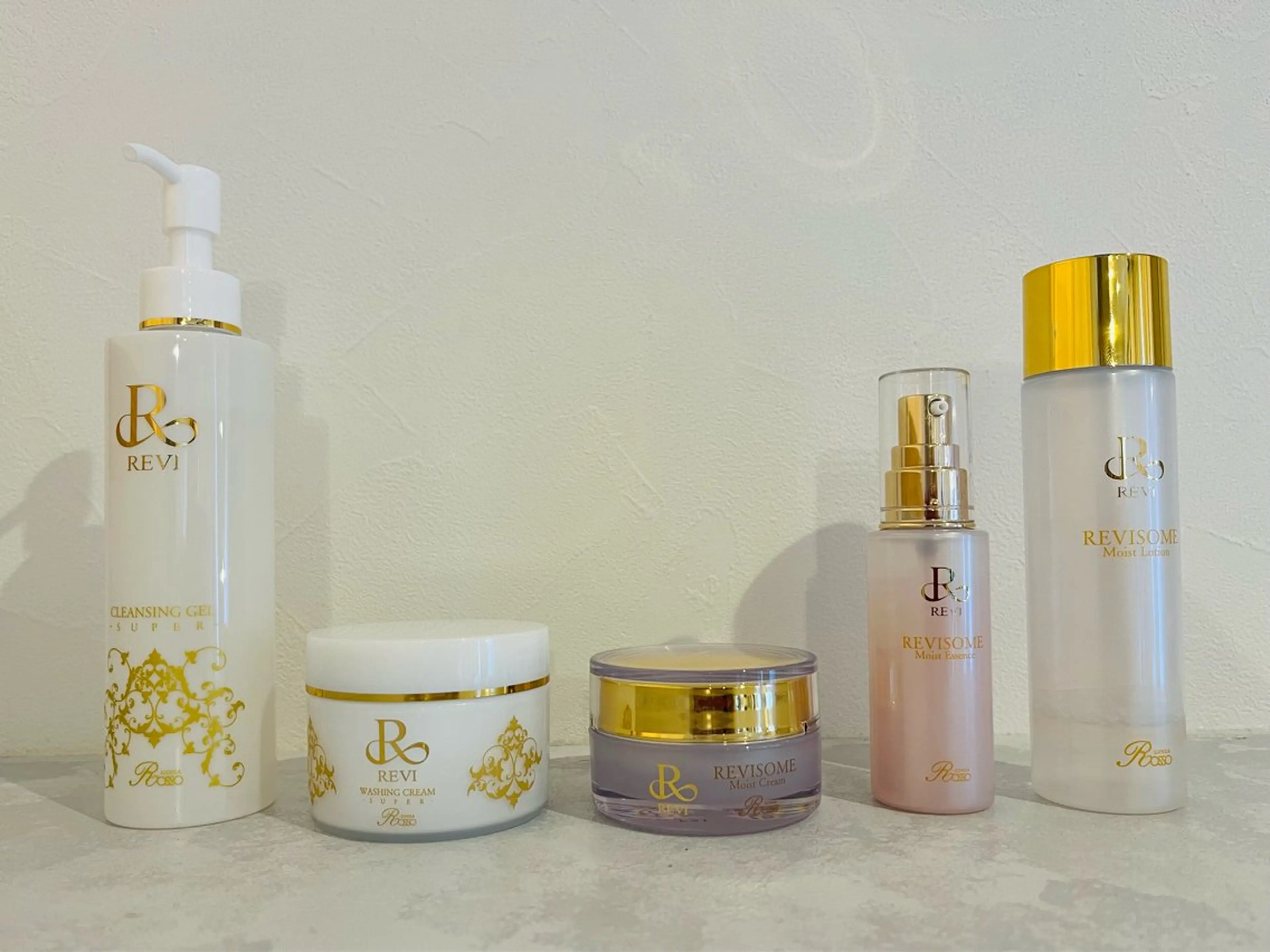 エステ SILOE【ハーブピーリング/REVI/ニキビ/シミ/シワ/毛穴ケア】所属・【SILOE】 ハーブピーリングのエステ・リラクイメージ