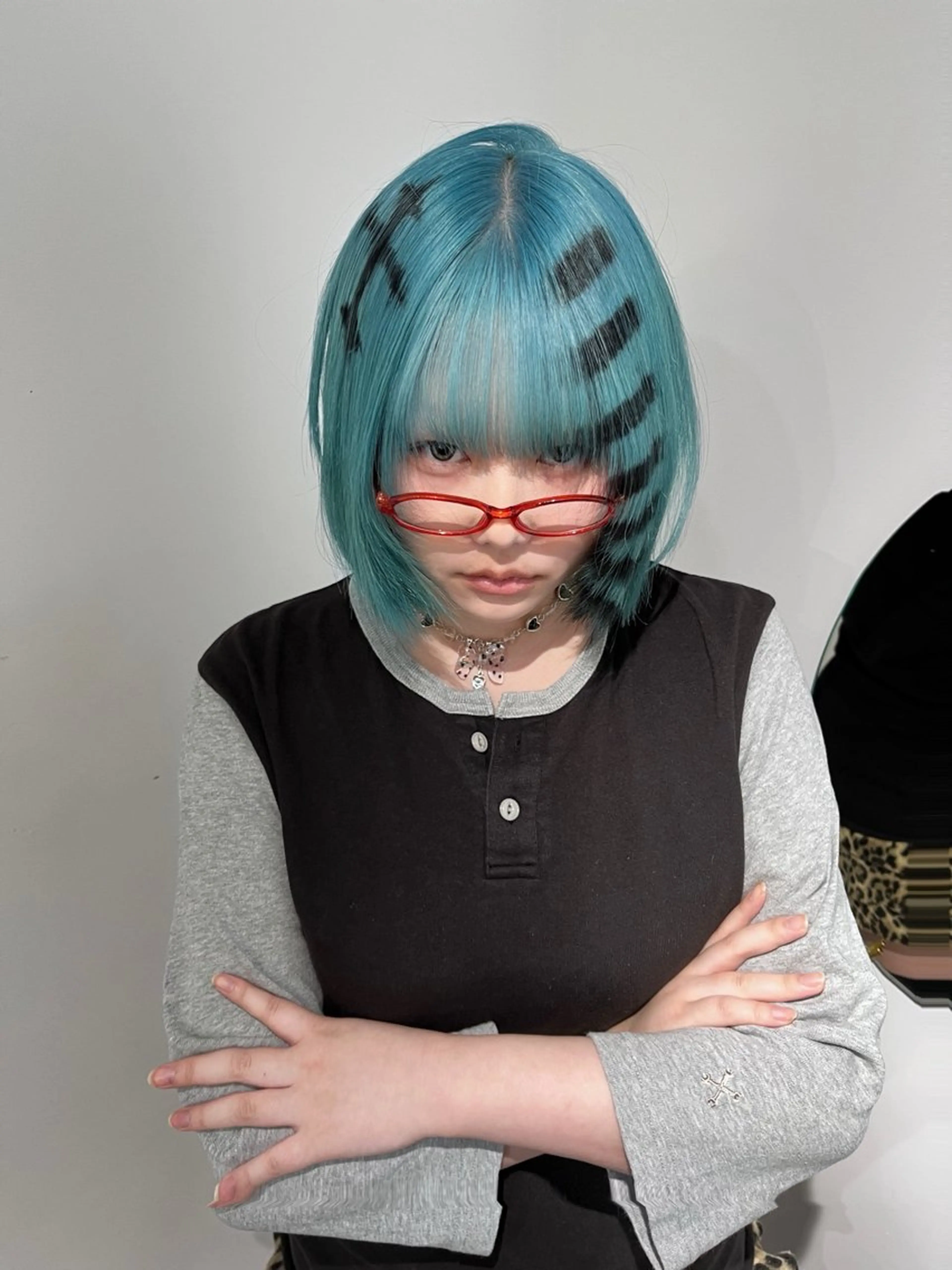 ミディアム カラー ブリーチ ケアブリーチ ハイトーンカラー ヘアカラー three所属・TOTA 唯一無二カラーのヘアスタイル