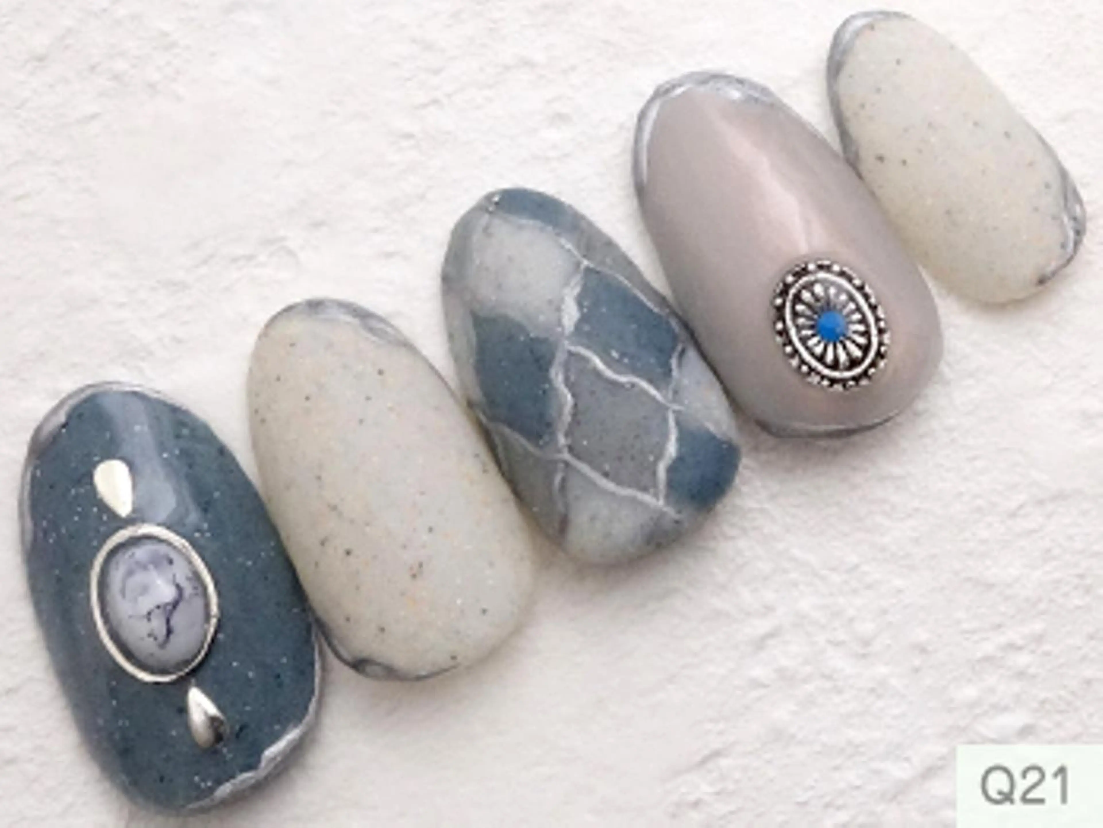 ネイル アートネイル ジェルネイル マグネットネイル ネイル nanのネイルデザイン