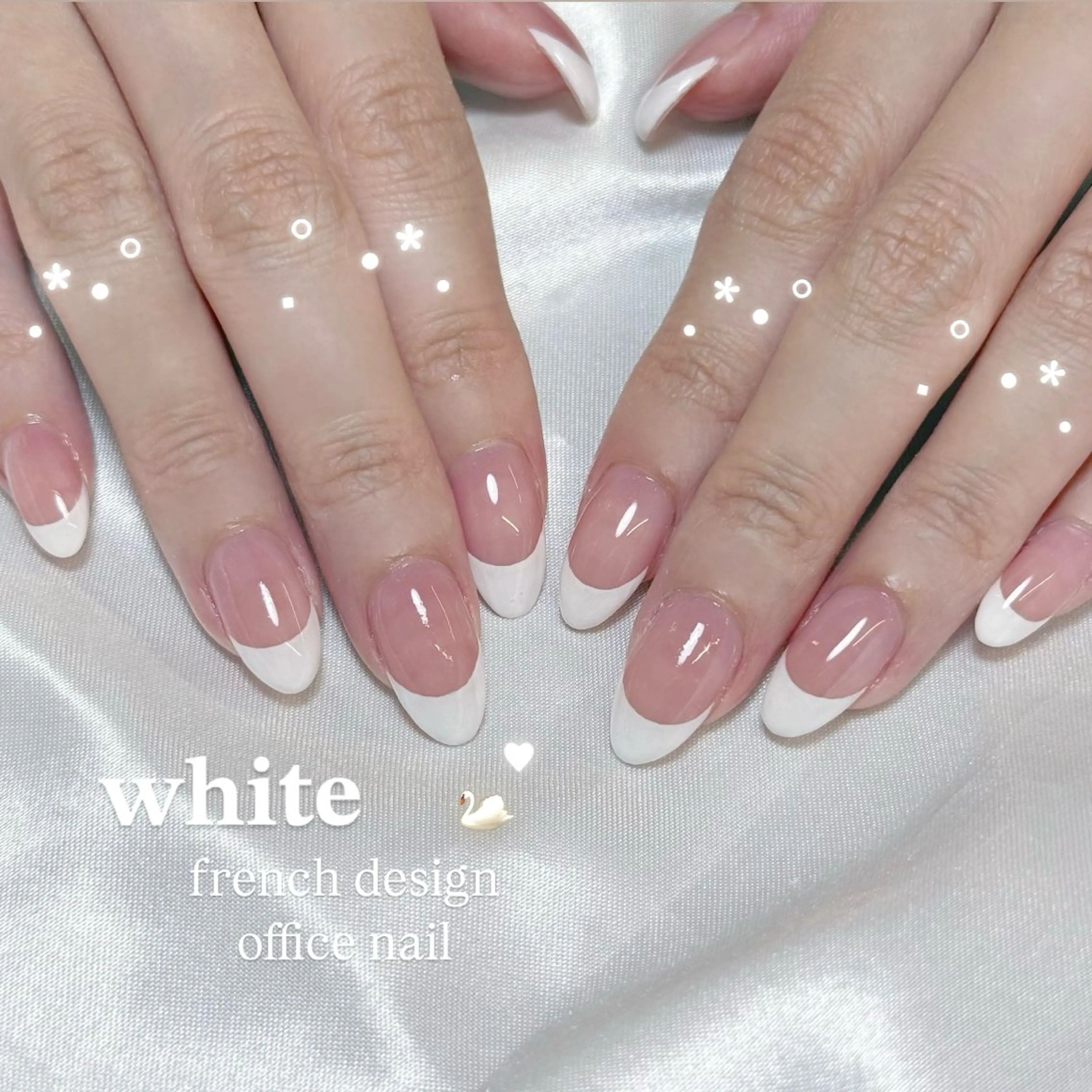 ネイル オーロラネイル ブルー フラッシュネイル フットネイル フレンチネイル ハンドネイル fein. miku🎀🍼のネイルデザイン