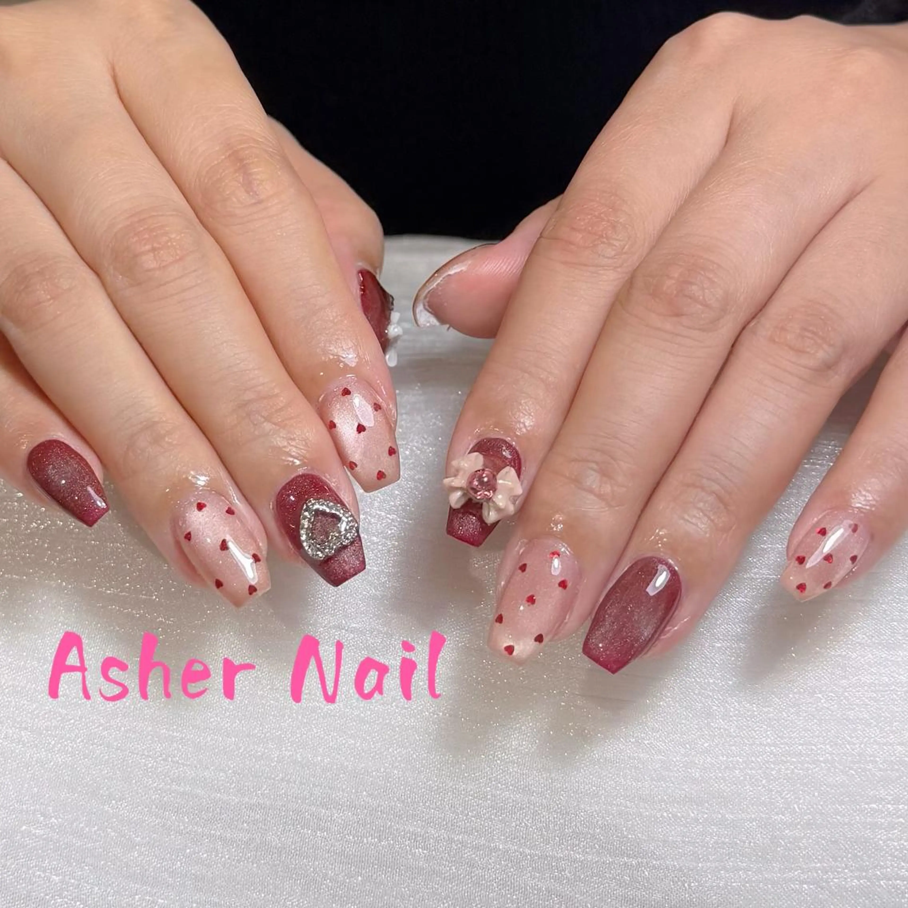 ネイル キラキラネイル 韓国ネイル マグネットネイル マットネイル 持ち込み ハンドネイル ハンドケア Mio ⛱のネイルデザイン