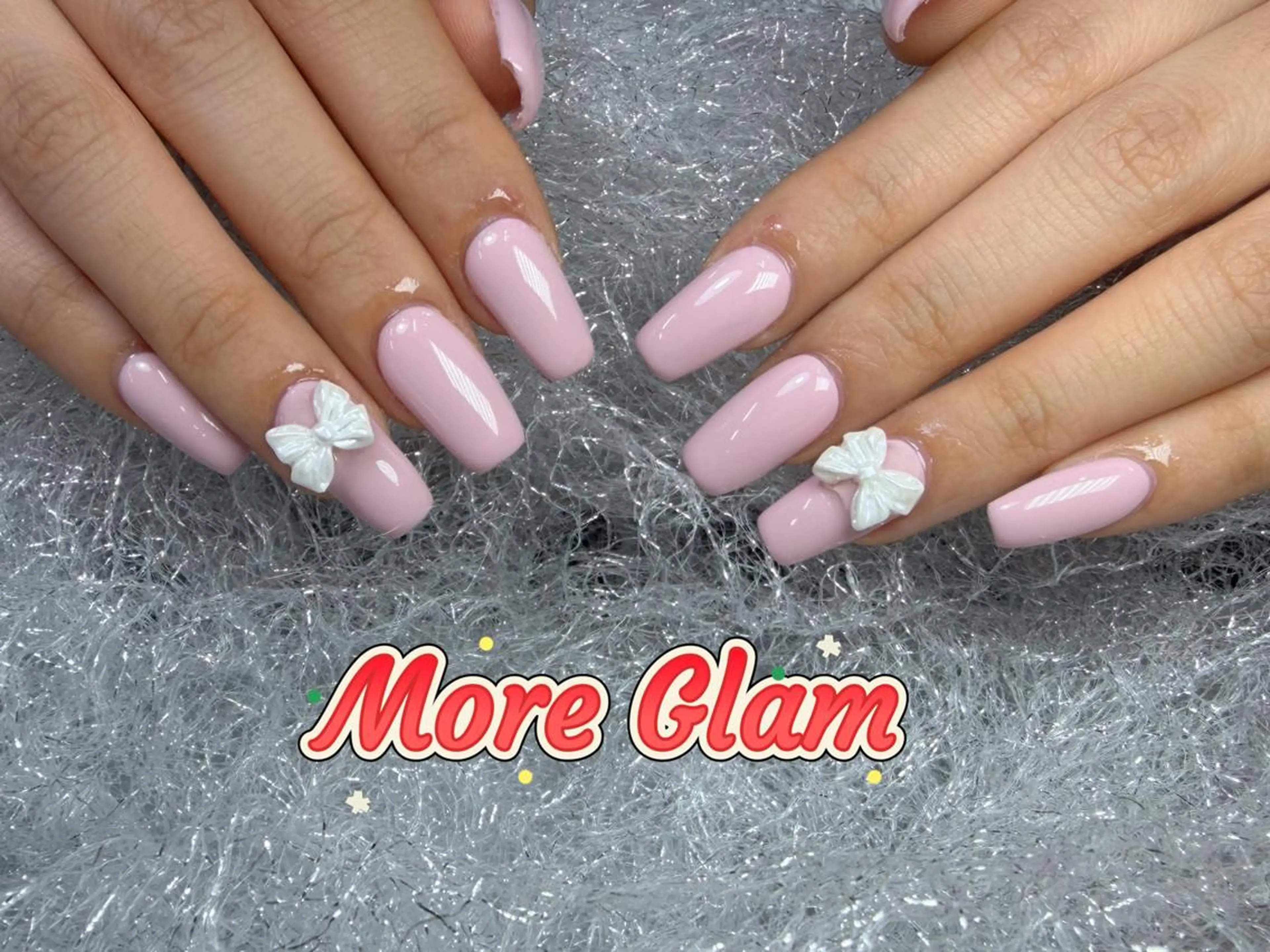 ネイル 長さ出し フットネイル フレンチネイル ジェルネイル ガラスフレンチ MoreGlam ネイルのネイルデザイン