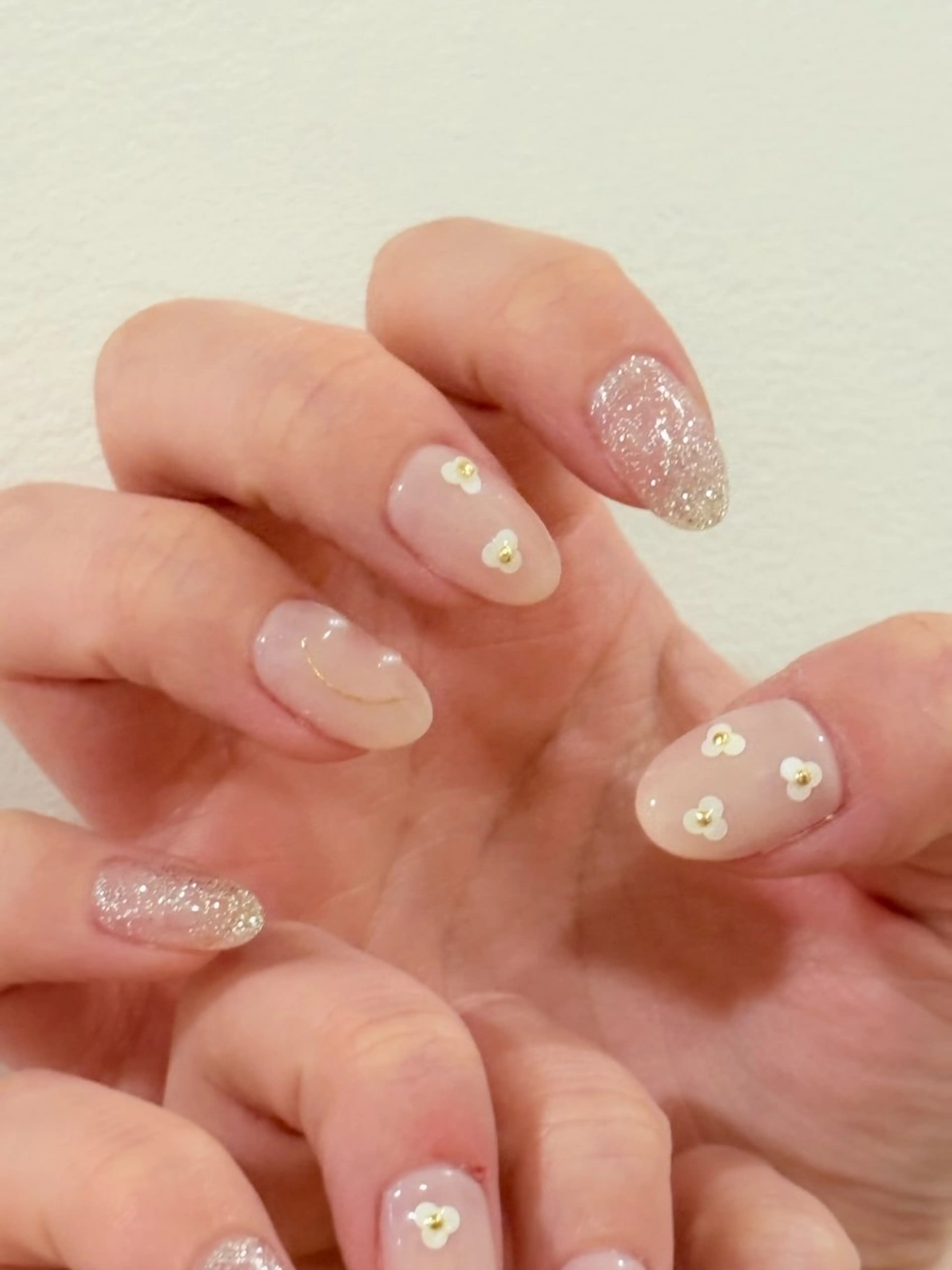 ネイル ハンドネイル she saw me / shokoのネイルデザイン