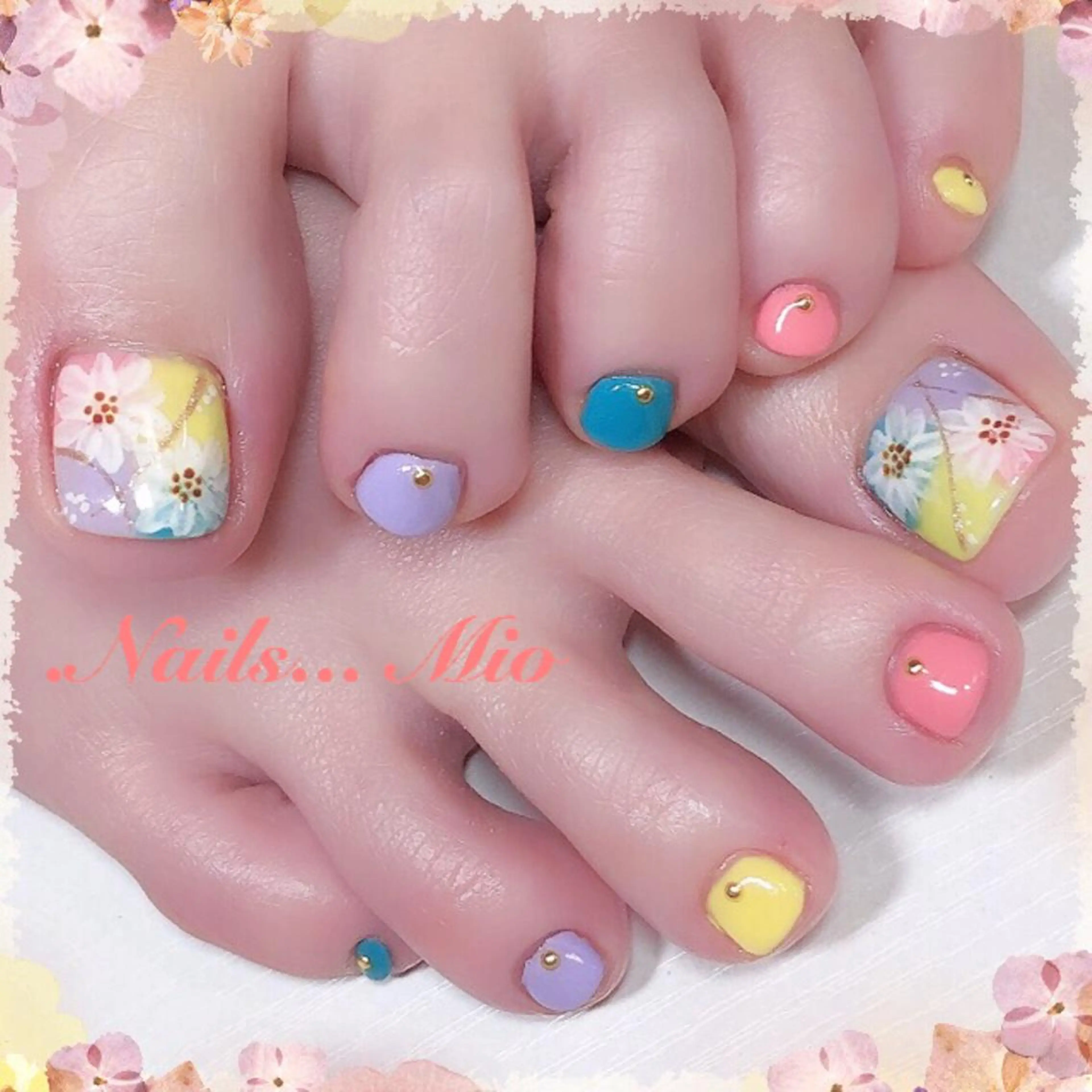 ネイル .Nails Mio 赤羽西ネイルサロンのネイルデザイン