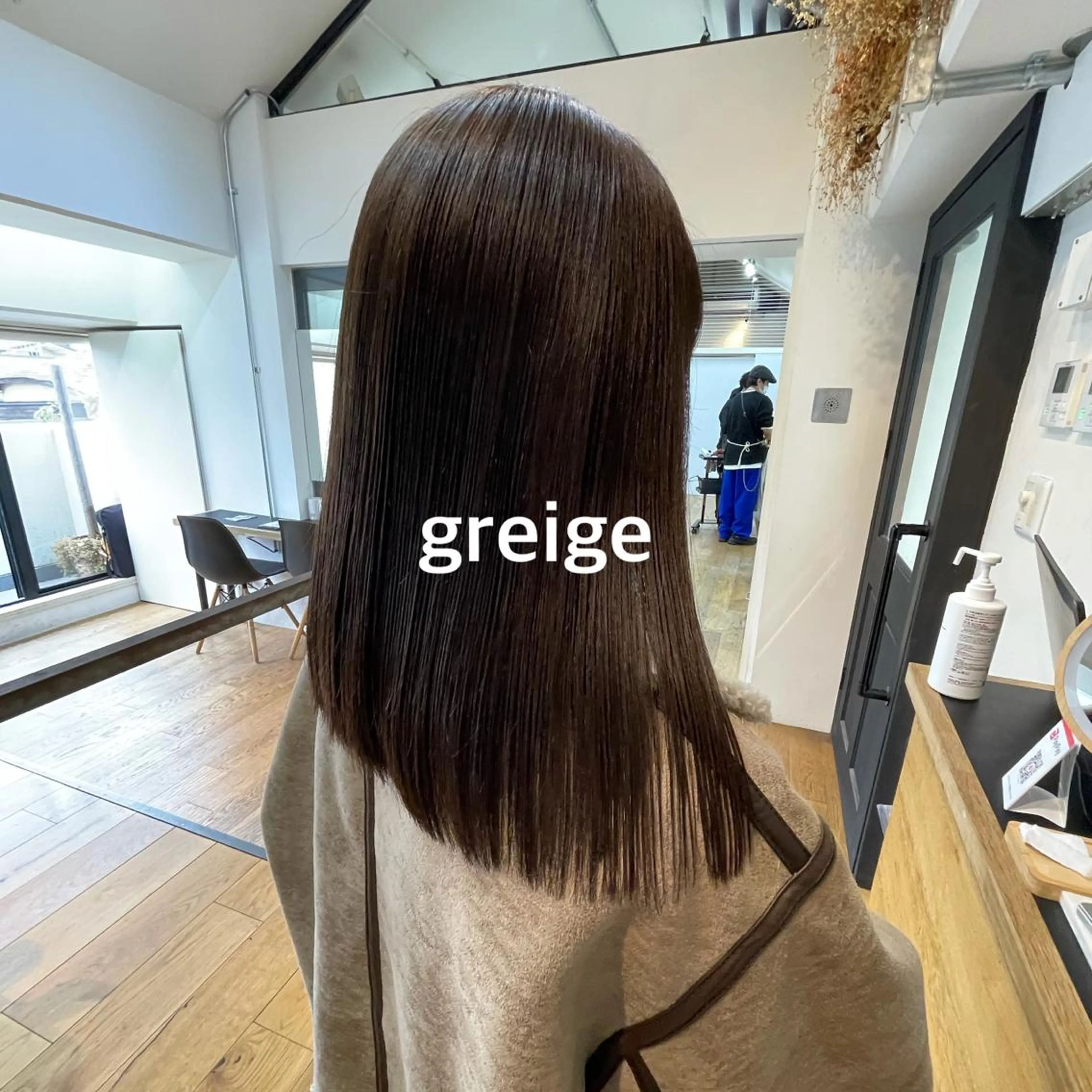 ロング 暖色カラー推し/ トヤエリコのヘアスタイル