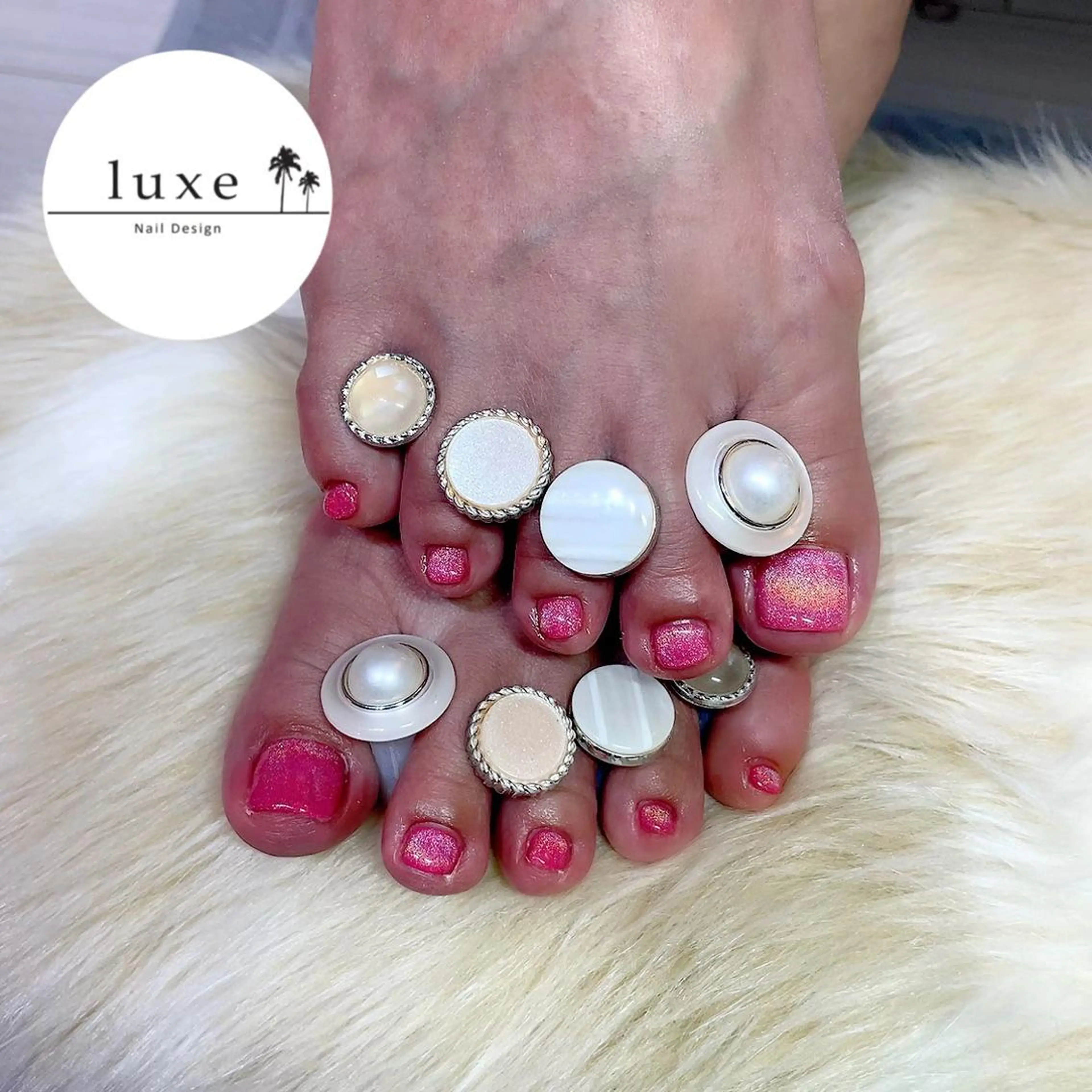 ネイル luxe NailDesignのネイルデザイン